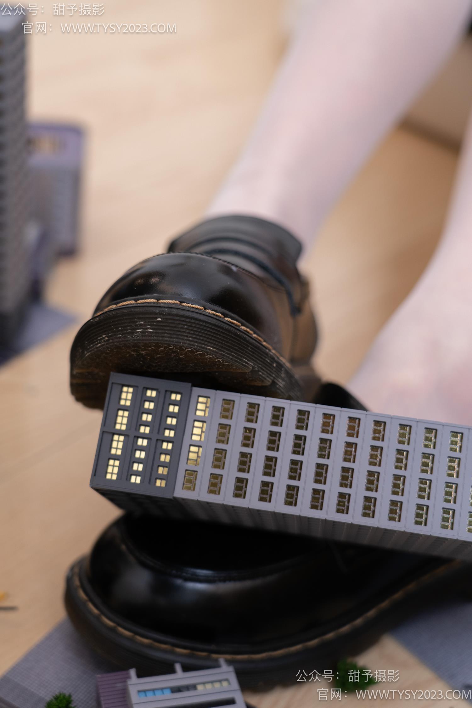 图片[16]-甜予摄影 NO.047 璇璇-jk制服、皮鞋、白丝、小人国剧情、VR[132P] – 速更版-美库