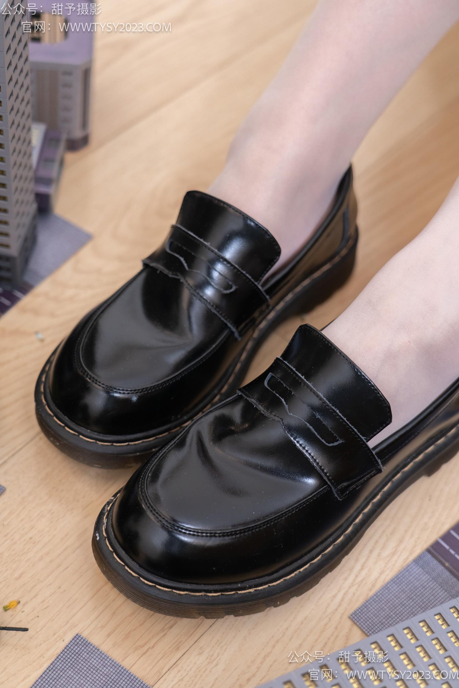 图片[20]-甜予摄影 NO.047 璇璇-jk制服、皮鞋、白丝、小人国剧情、VR[132P] – 速更版-美库