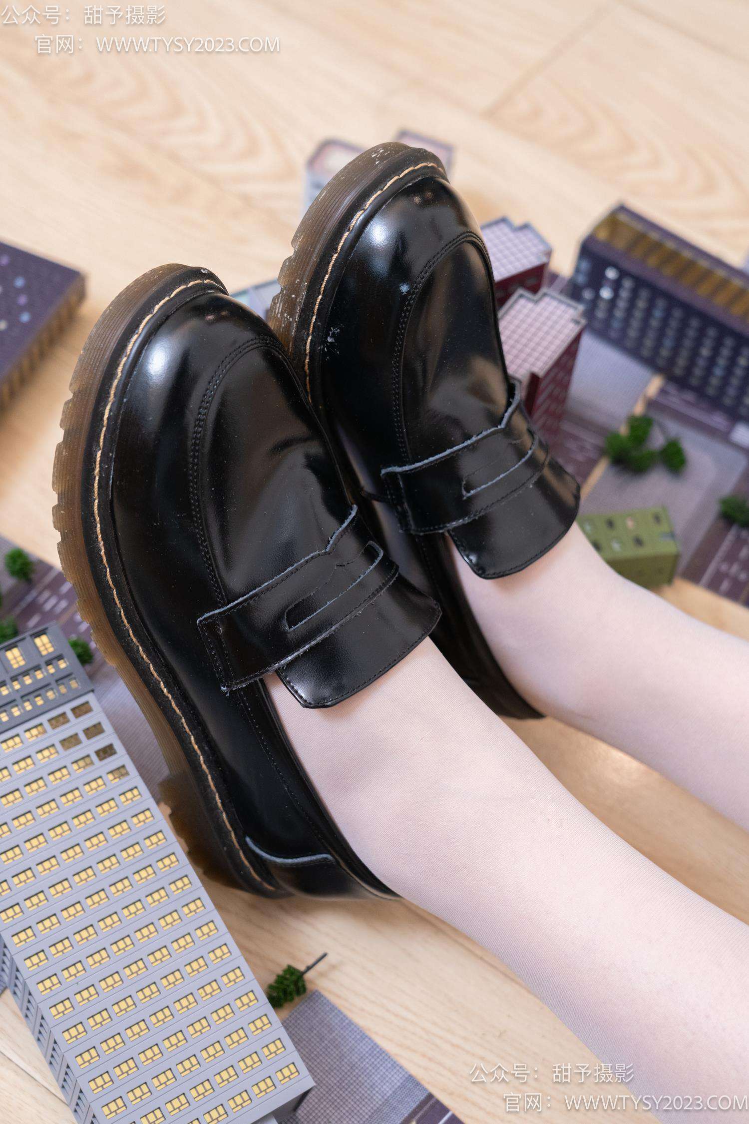 图片[32]-甜予摄影 NO.047 璇璇-jk制服、皮鞋、白丝、小人国剧情、VR[132P] – 速更版-美库