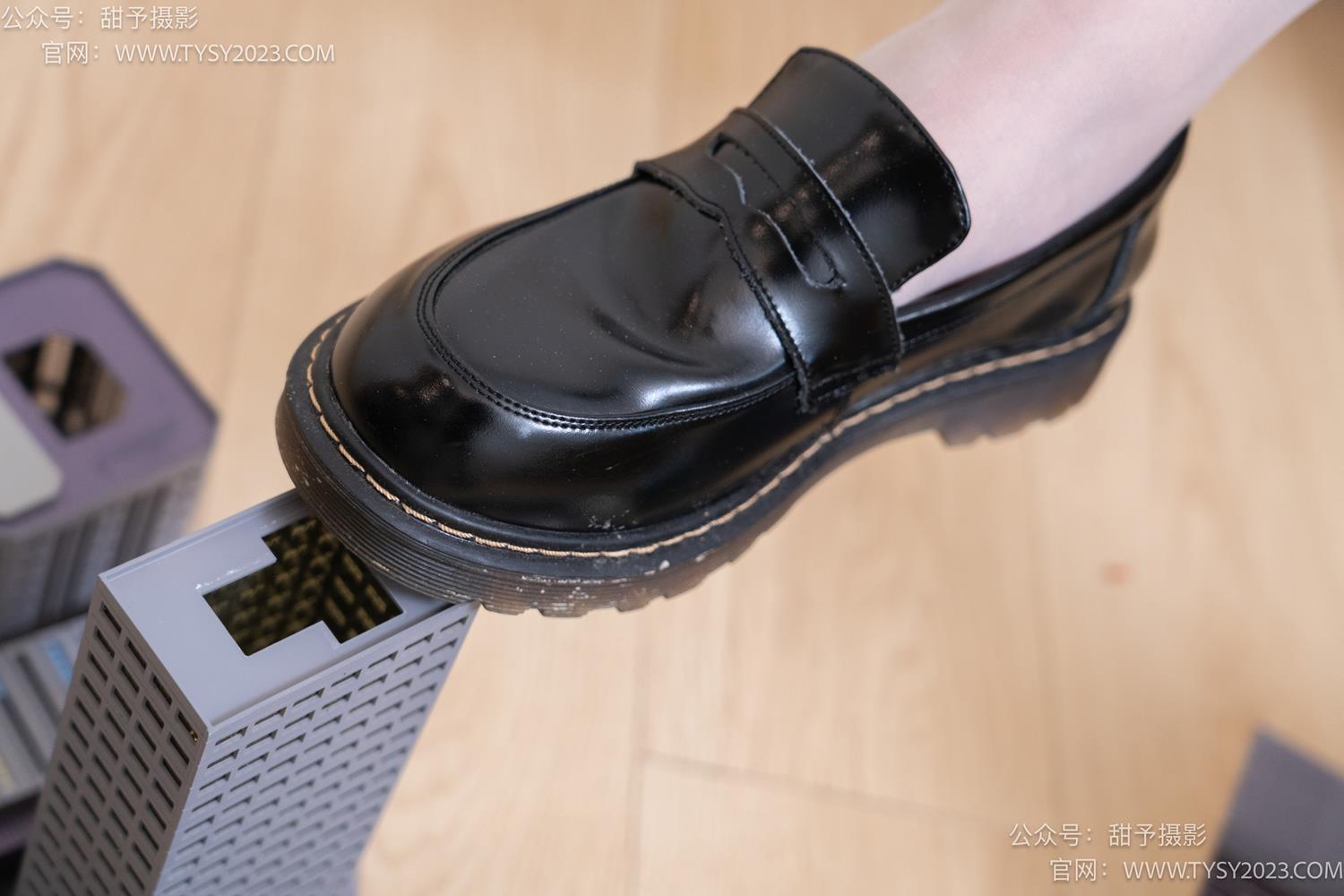 图片[42]-甜予摄影 NO.047 璇璇-jk制服、皮鞋、白丝、小人国剧情、VR[132P] – 速更版-美库