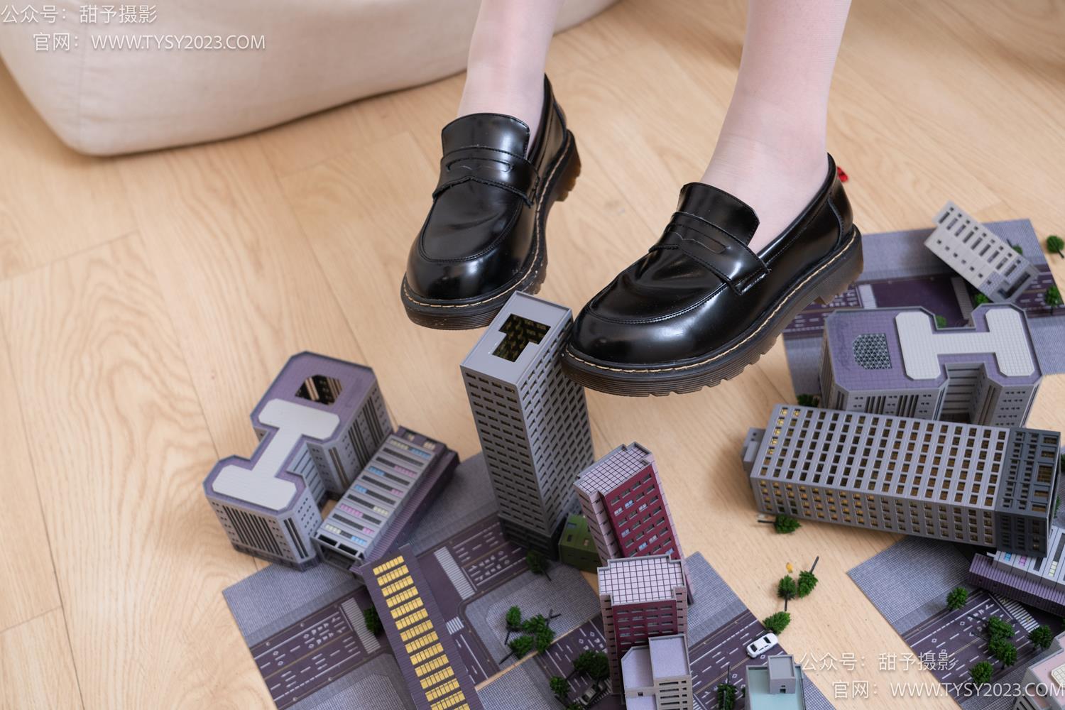 图片[43]-甜予摄影 NO.047 璇璇-jk制服、皮鞋、白丝、小人国剧情、VR[132P] – 速更版-美库