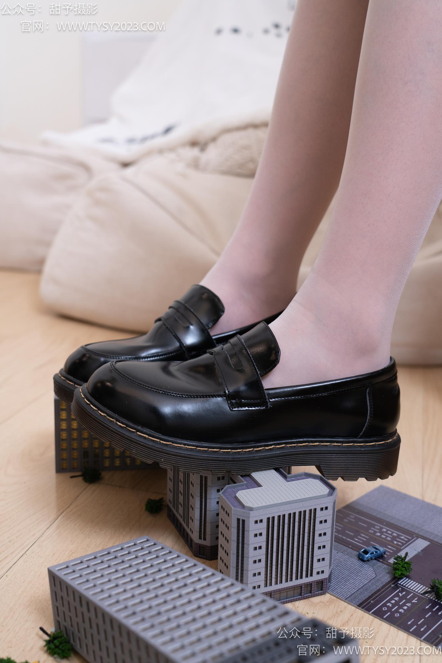 图片[50]-甜予摄影 NO.047 璇璇-jk制服、皮鞋、白丝、小人国剧情、VR[132P] – 速更版-美库