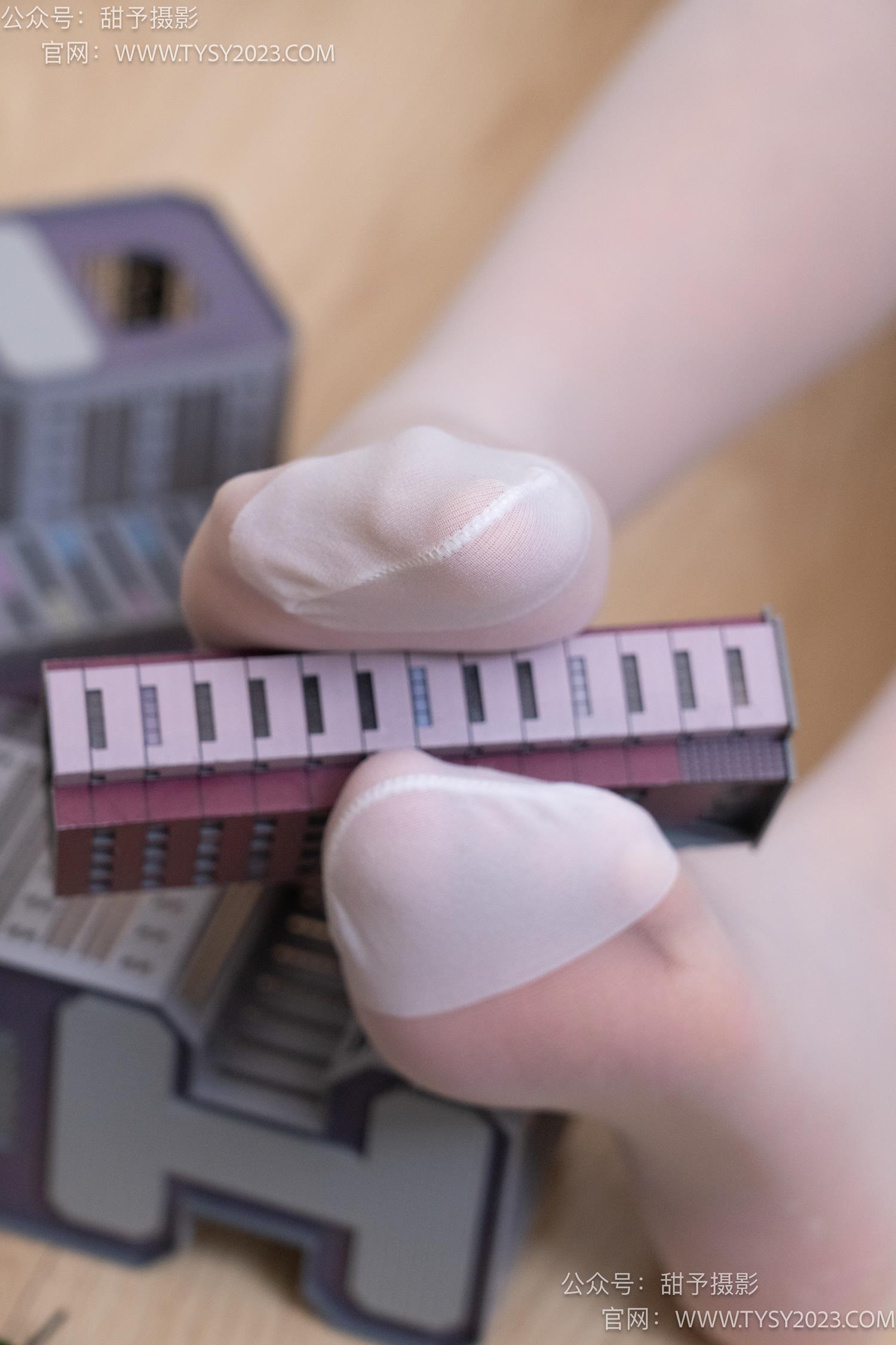 图片[84]-甜予摄影 NO.047 璇璇-jk制服、皮鞋、白丝、小人国剧情、VR[132P] – 速更版-美库