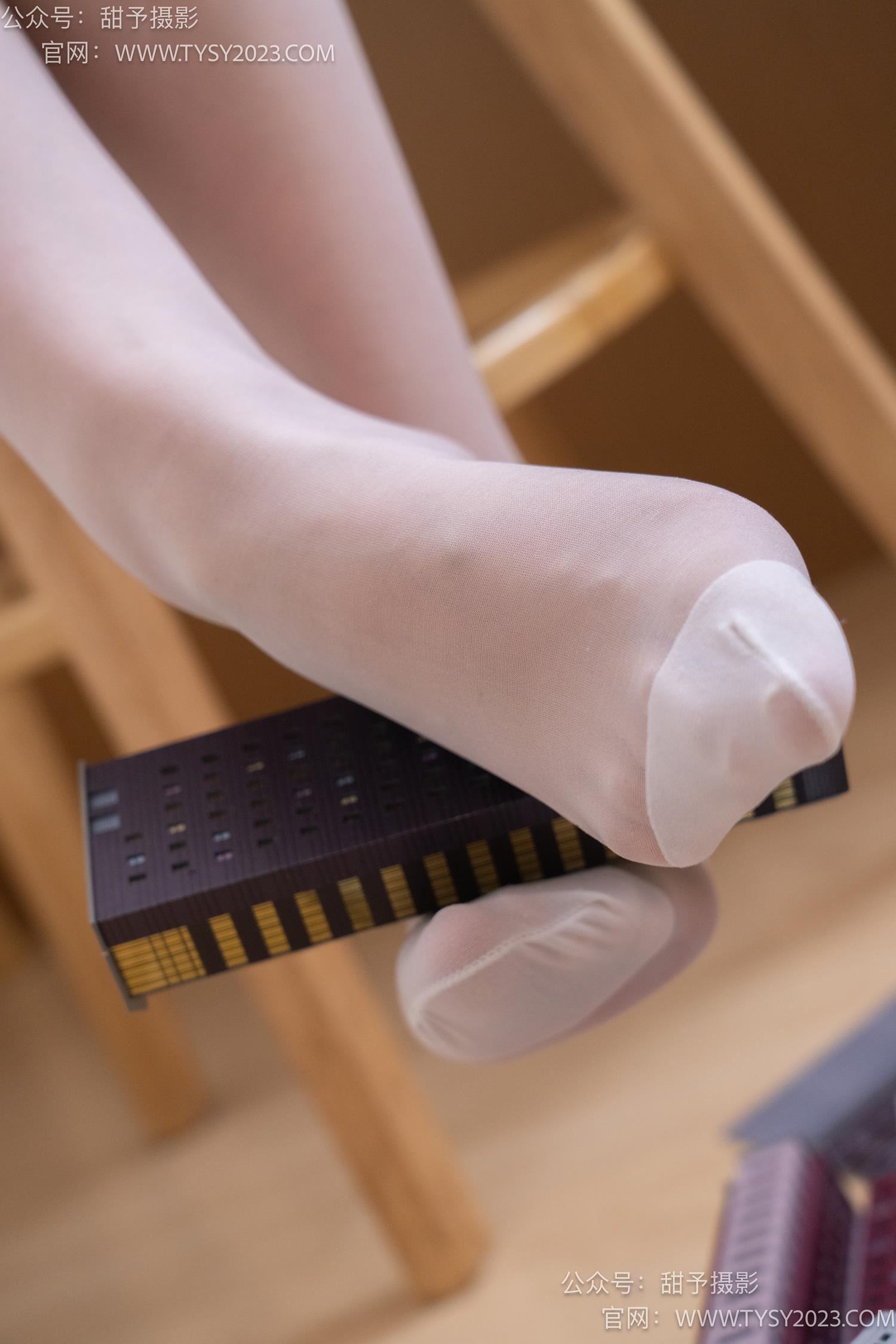 图片[99]-甜予摄影 NO.047 璇璇-jk制服、皮鞋、白丝、小人国剧情、VR[132P] – 速更版-美库