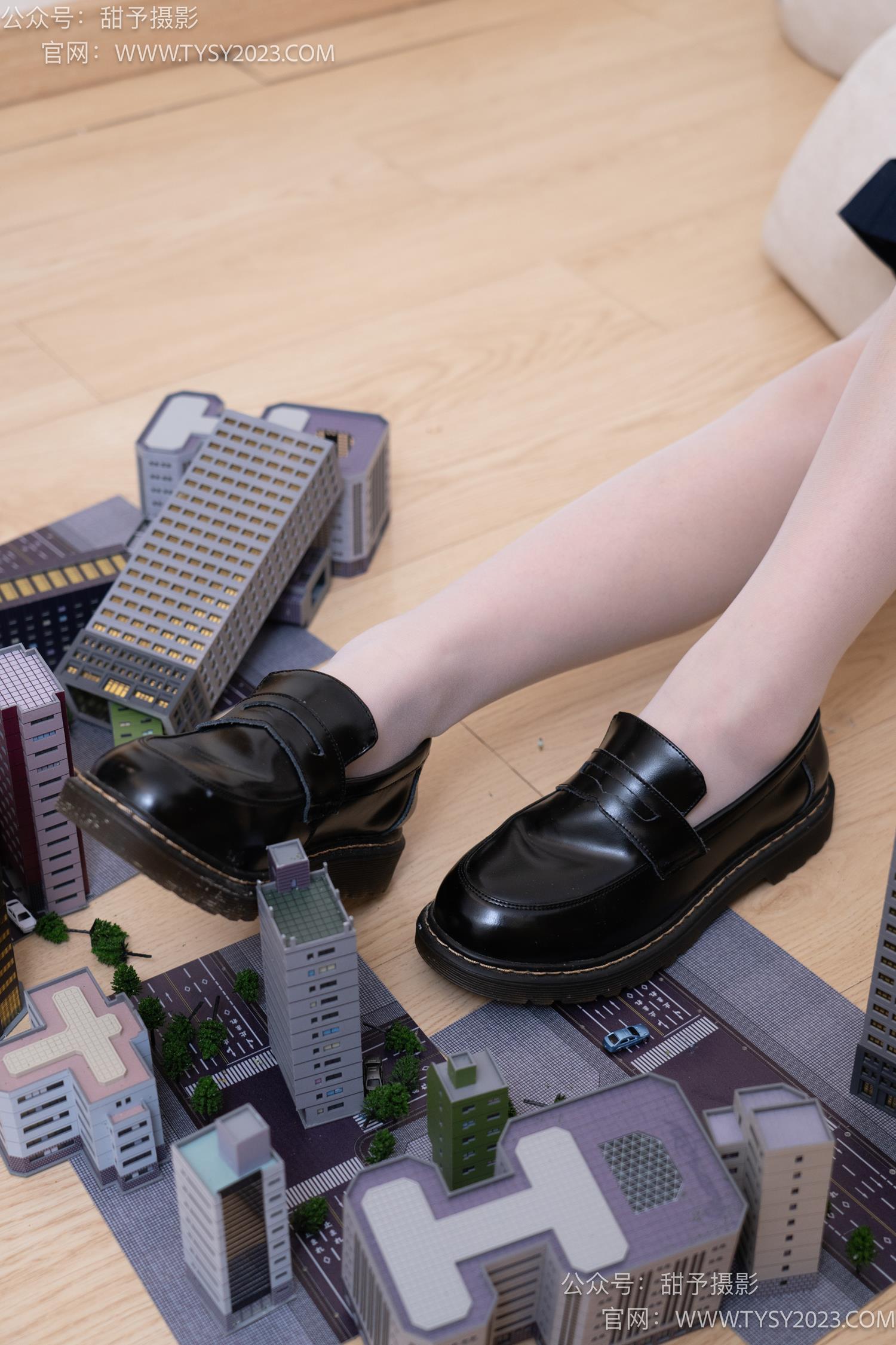 图片[125]-甜予摄影 NO.047 璇璇-jk制服、皮鞋、白丝、小人国剧情、VR[132P] – 速更版-美库