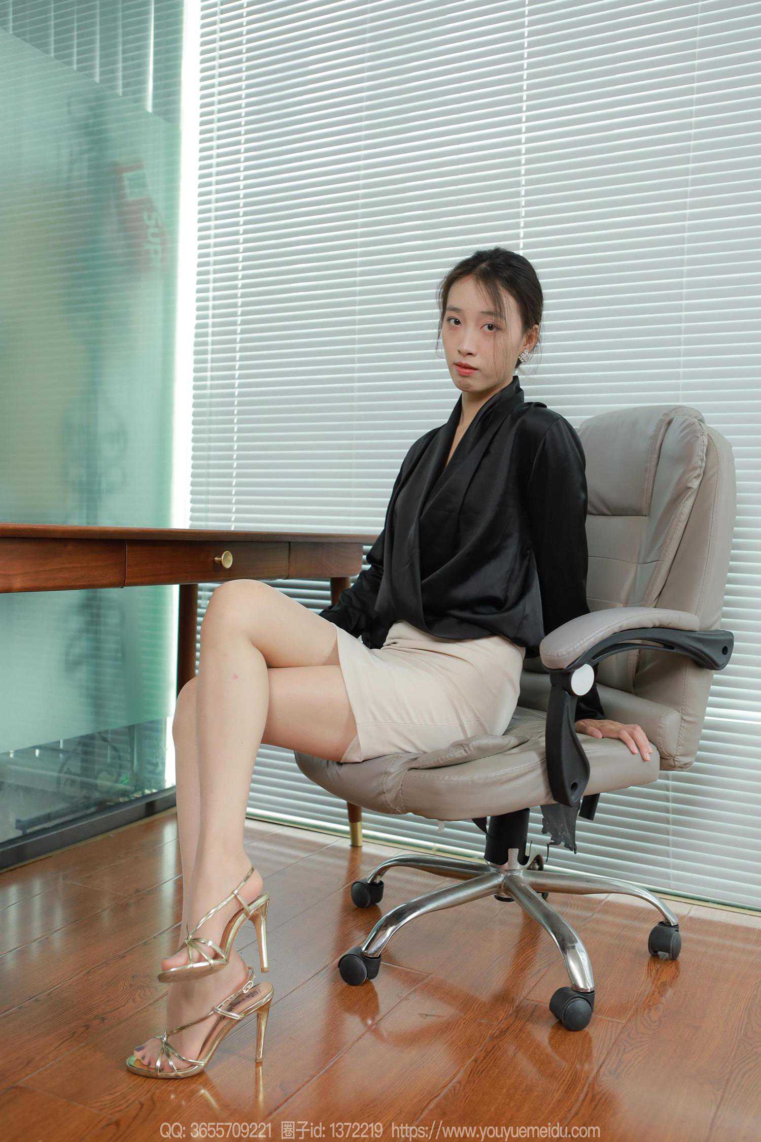 图片[89]-[IESS异思趣向] 2024.07.12 丝享家1792：小九《黑色荡领（上）》[89P] – 速更版-美库