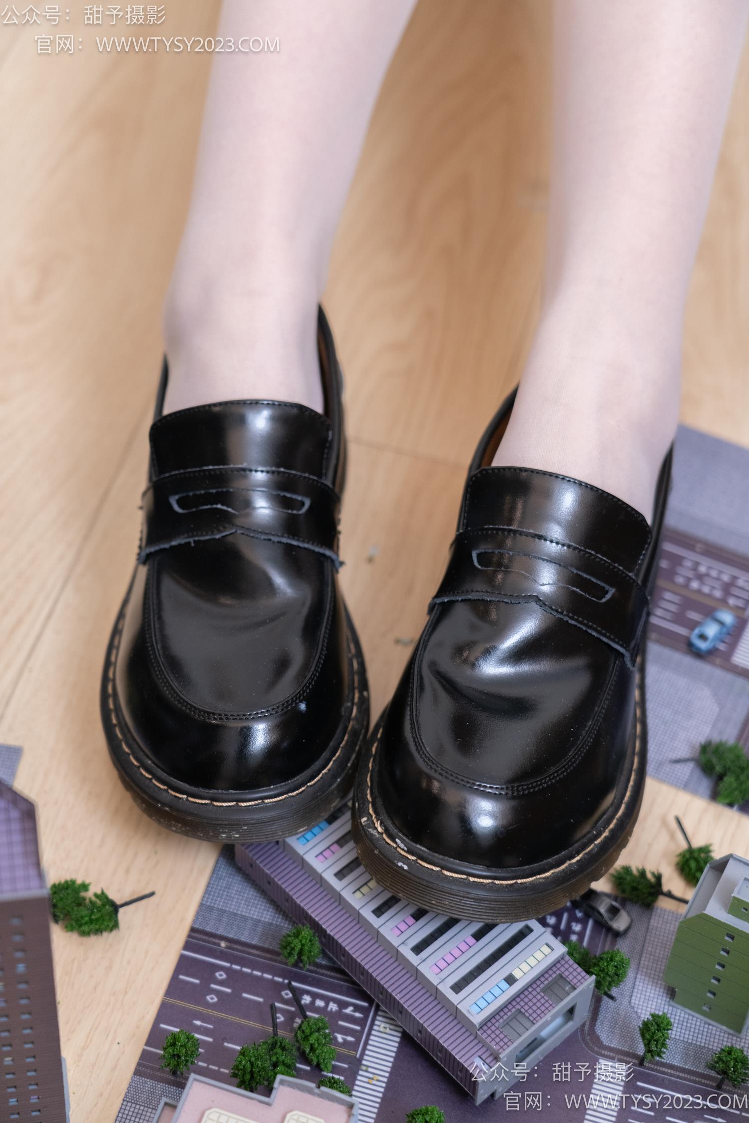 图片[133]-甜予摄影 NO.047 璇璇-jk制服、皮鞋、白丝、小人国剧情、VR[132P] – 速更版-美库