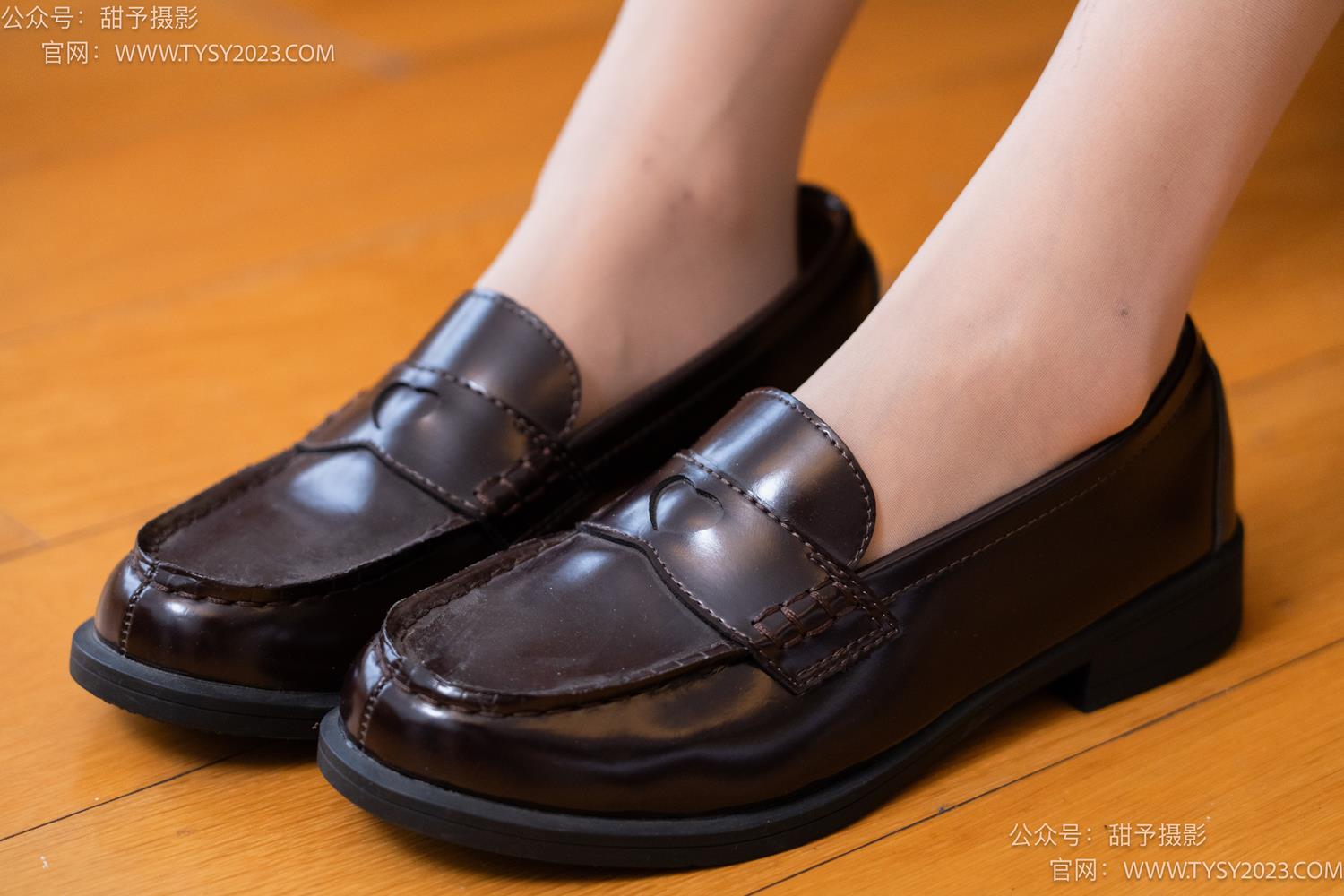 图片[25]-甜予摄影 NO.048 澜澜-皮鞋、凉鞋、白棉袜、黑棉袜、肉丝[143P] – 速更版-美库