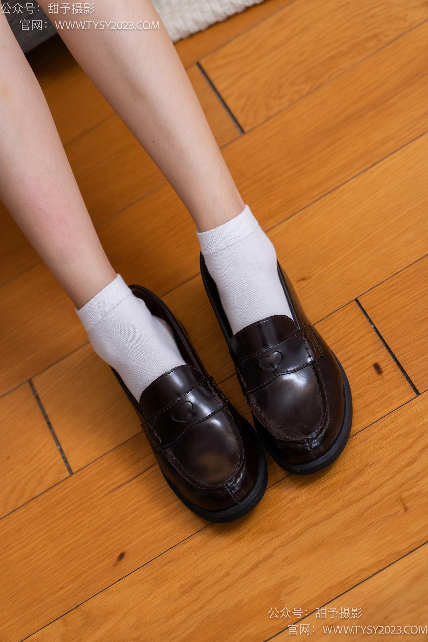 图片[77]-甜予摄影 NO.048 澜澜-皮鞋、凉鞋、白棉袜、黑棉袜、肉丝[143P] – 速更版-美库