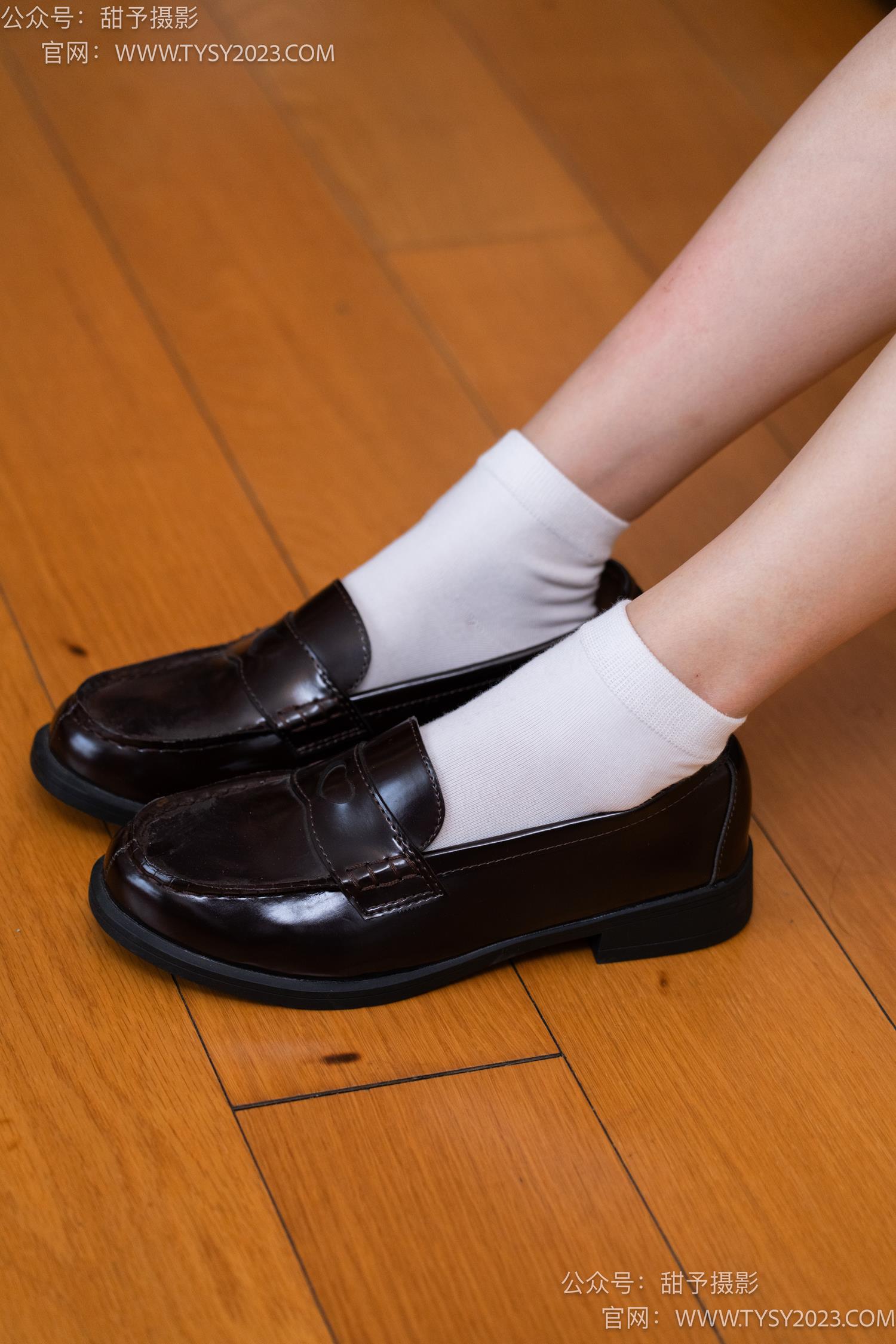 图片[80]-甜予摄影 NO.048 澜澜-皮鞋、凉鞋、白棉袜、黑棉袜、肉丝[143P] – 速更版-美库