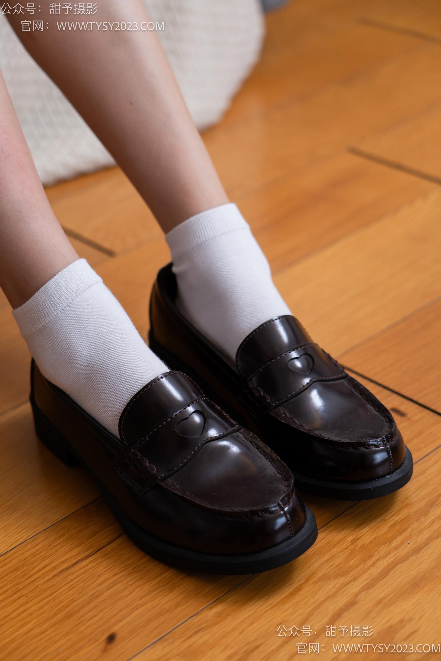图片[81]-甜予摄影 NO.048 澜澜-皮鞋、凉鞋、白棉袜、黑棉袜、肉丝[143P] – 速更版-美库