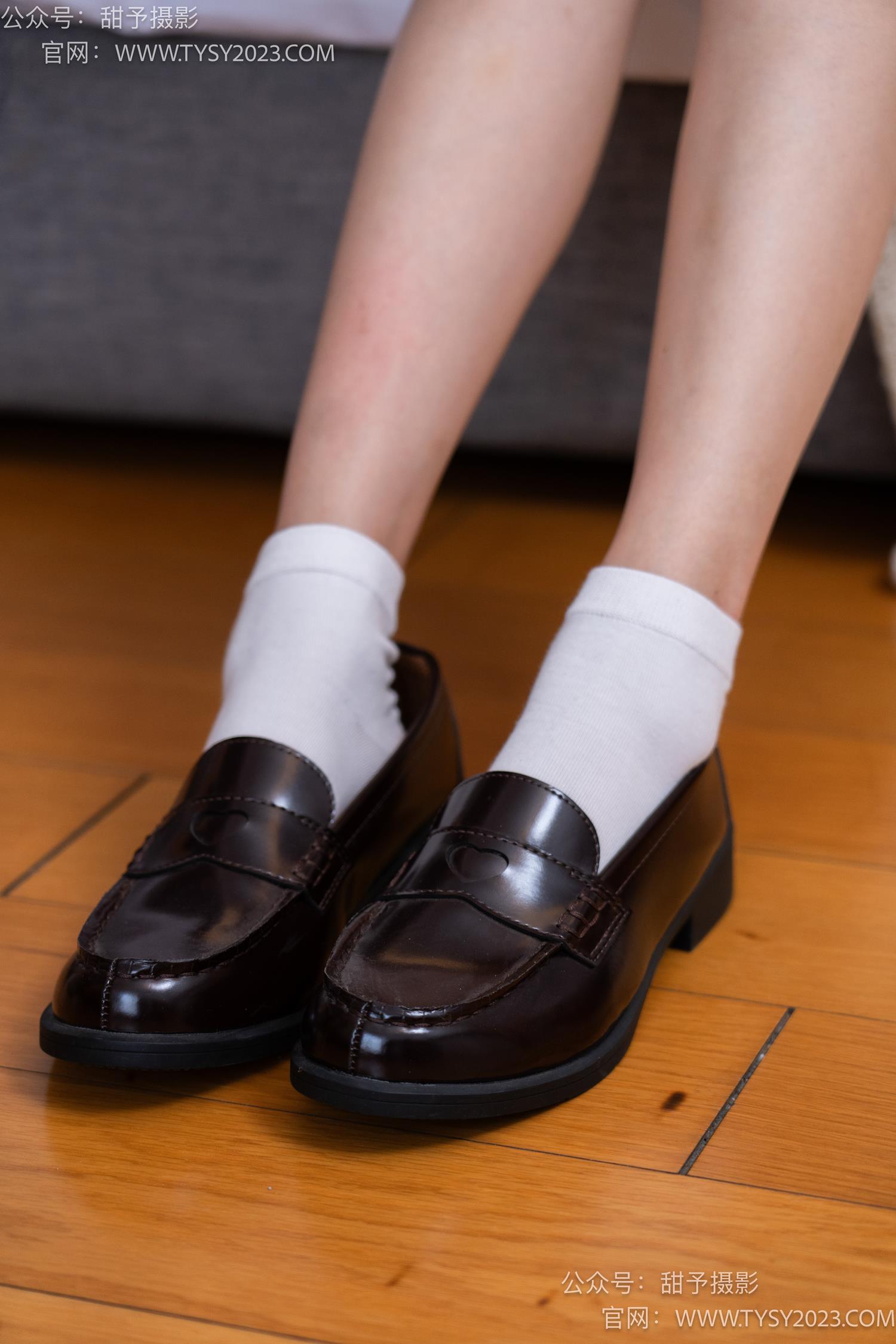 图片[84]-甜予摄影 NO.048 澜澜-皮鞋、凉鞋、白棉袜、黑棉袜、肉丝[143P] – 速更版-美库