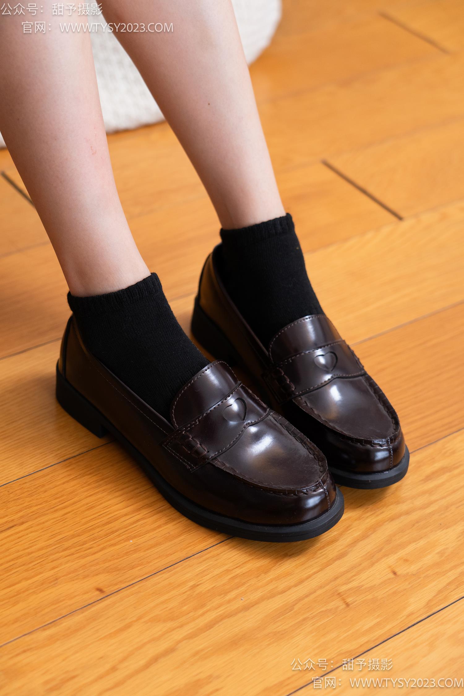 图片[86]-甜予摄影 NO.048 澜澜-皮鞋、凉鞋、白棉袜、黑棉袜、肉丝[143P] – 速更版-美库