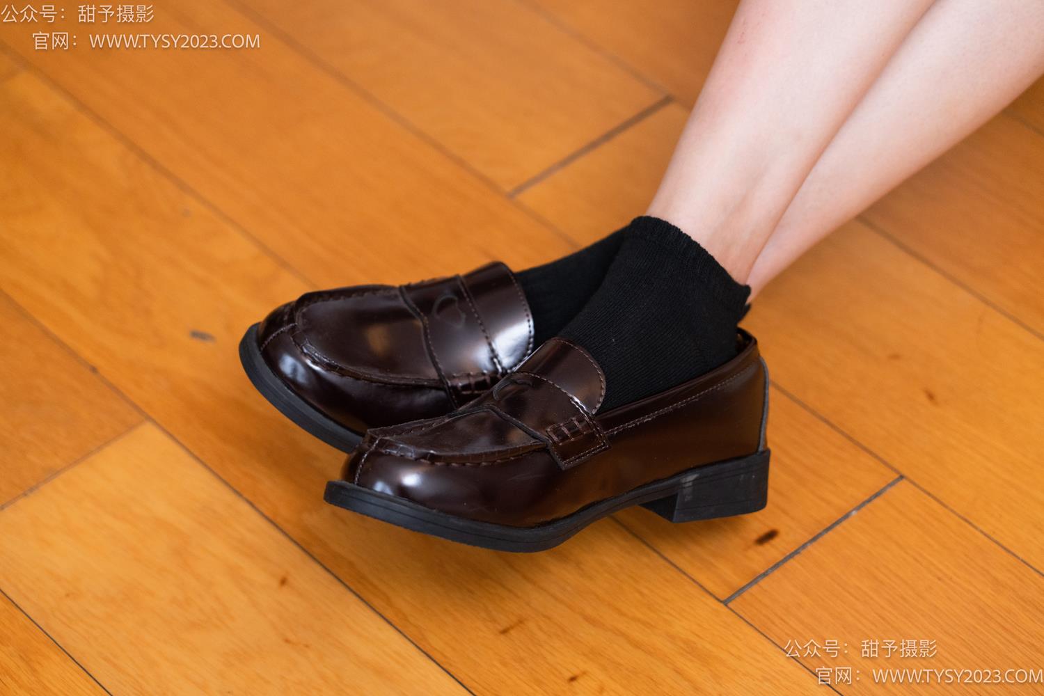 图片[93]-甜予摄影 NO.048 澜澜-皮鞋、凉鞋、白棉袜、黑棉袜、肉丝[143P] – 速更版-美库