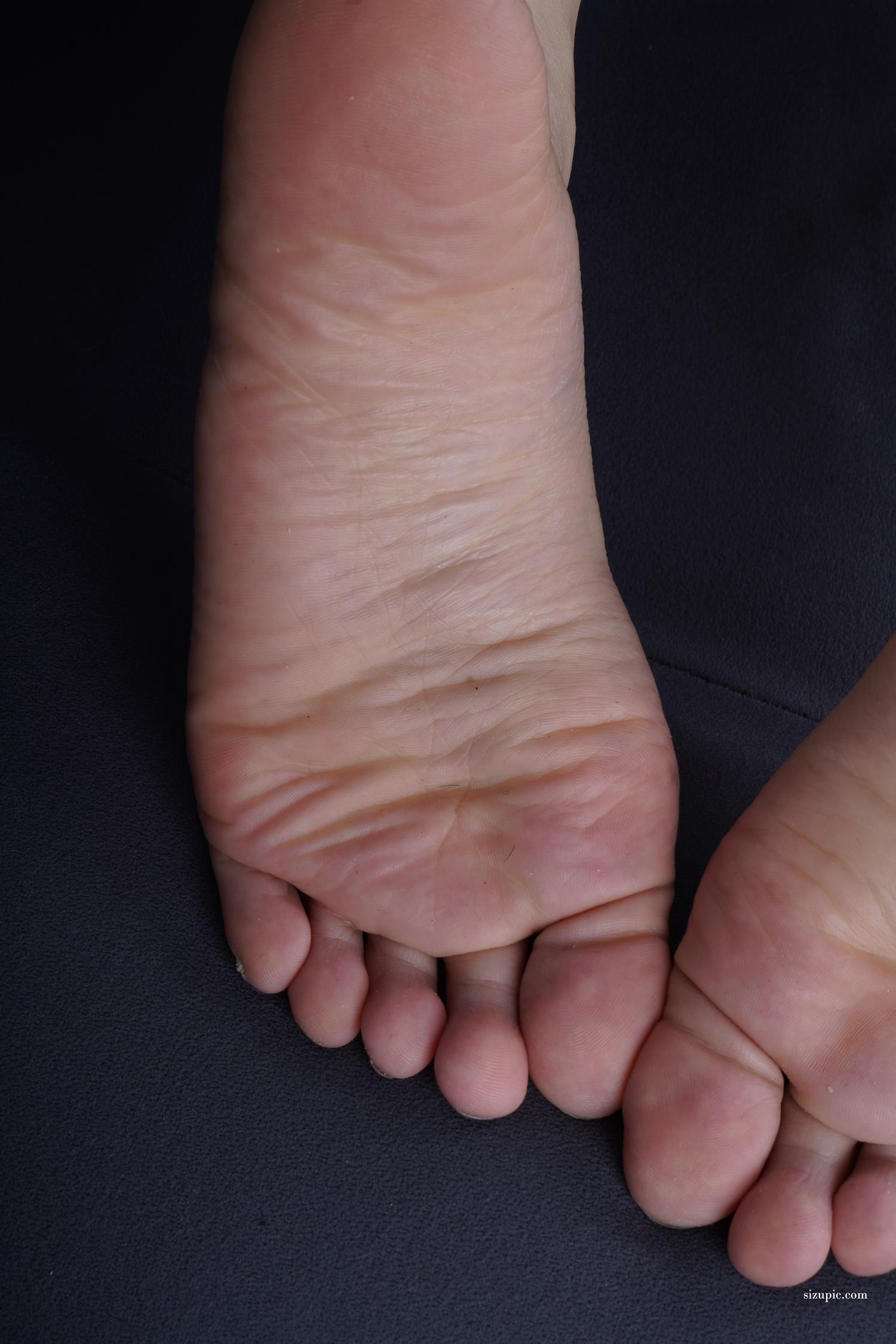 图片[28]-Pary摄影 NO.147 新模加丽来试镜，展示36码美脚[93P] – 速更版-美库