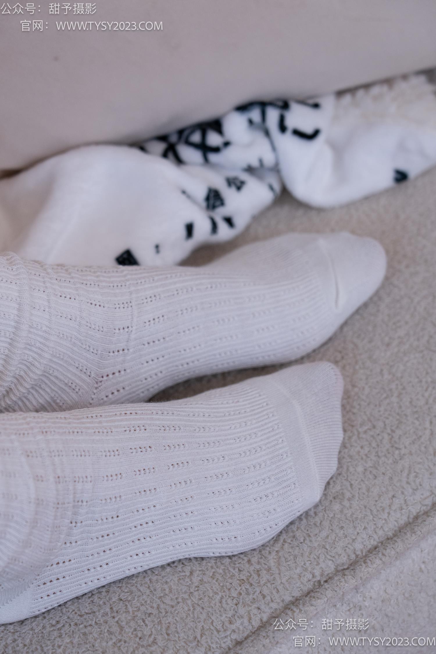 图片[55]-甜予摄影 NO.049 小粥-板鞋、白棉袜、裸足[135P] – 速更版-美库