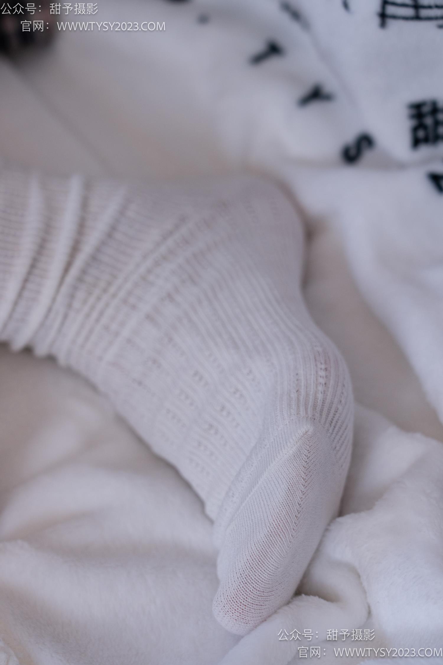 图片[70]-甜予摄影 NO.049 小粥-板鞋、白棉袜、裸足[135P] – 速更版-美库