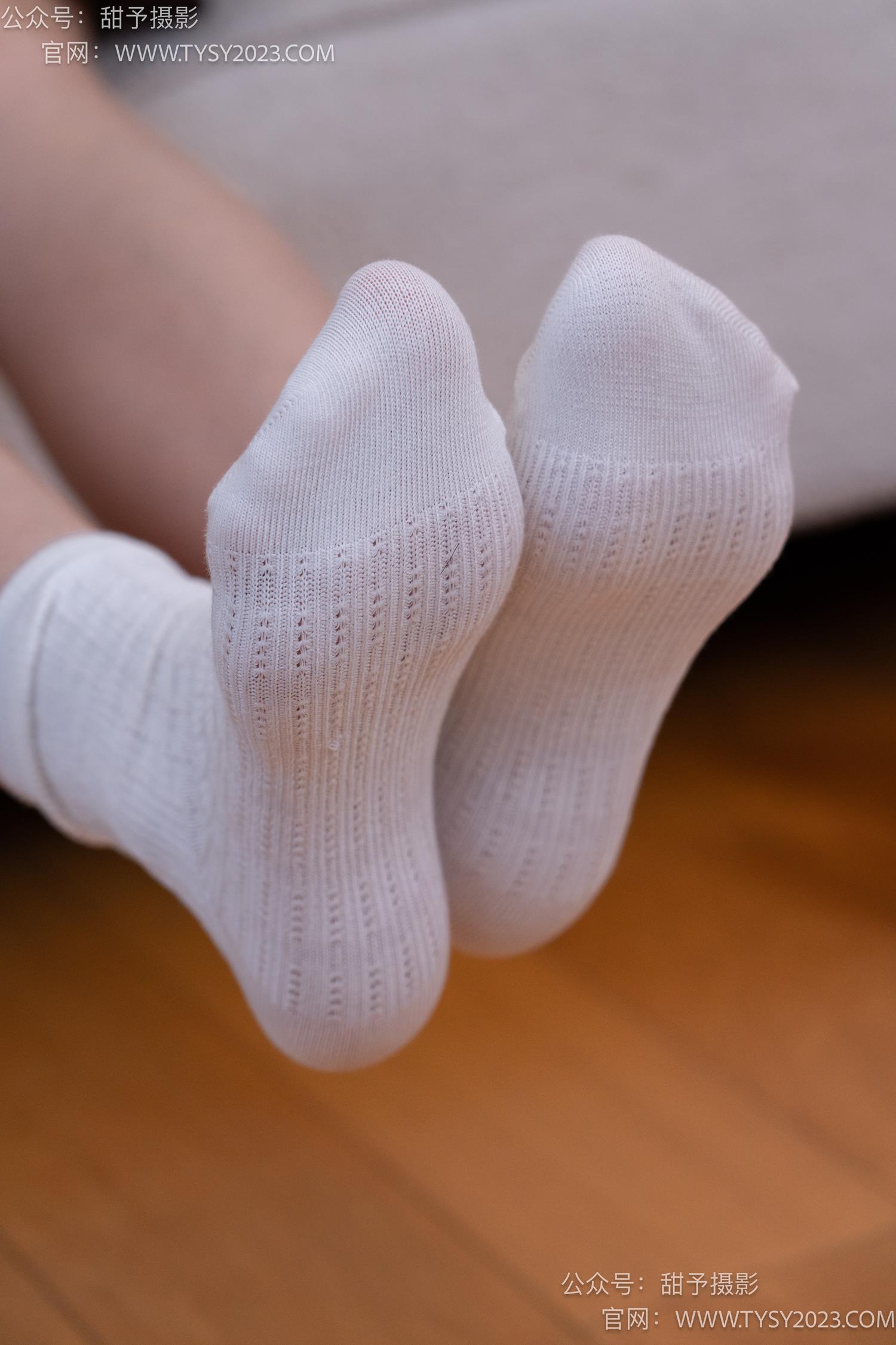 图片[84]-甜予摄影 NO.049 小粥-板鞋、白棉袜、裸足[135P] – 速更版-美库