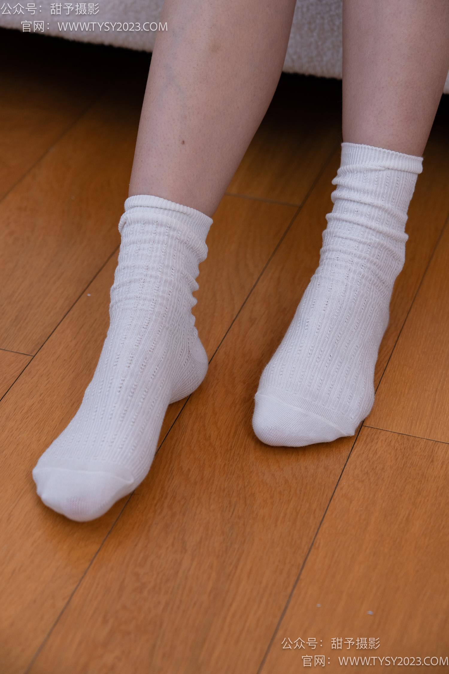 图片[87]-甜予摄影 NO.049 小粥-板鞋、白棉袜、裸足[135P] – 速更版-美库