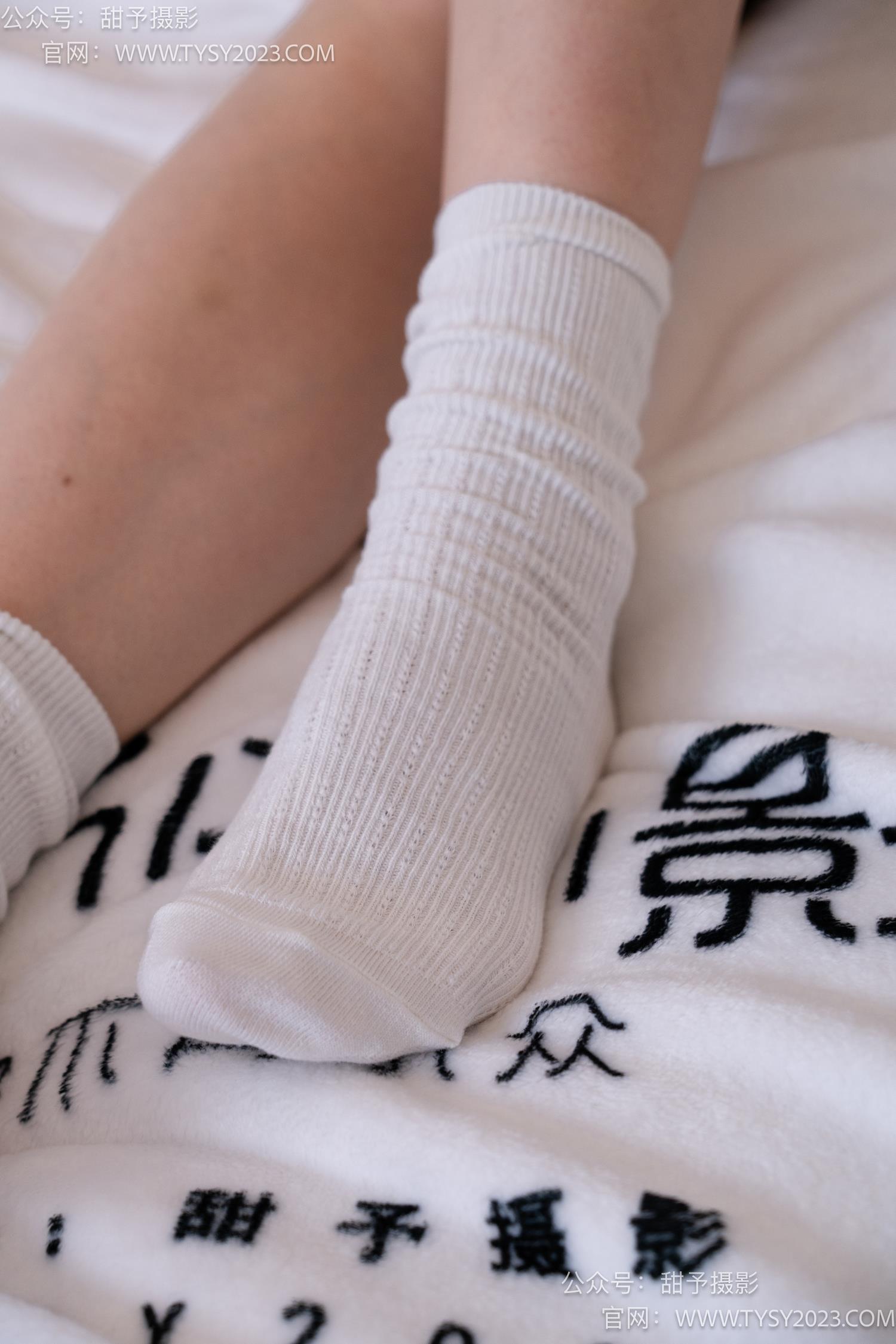 图片[91]-甜予摄影 NO.049 小粥-板鞋、白棉袜、裸足[135P] – 速更版-美库