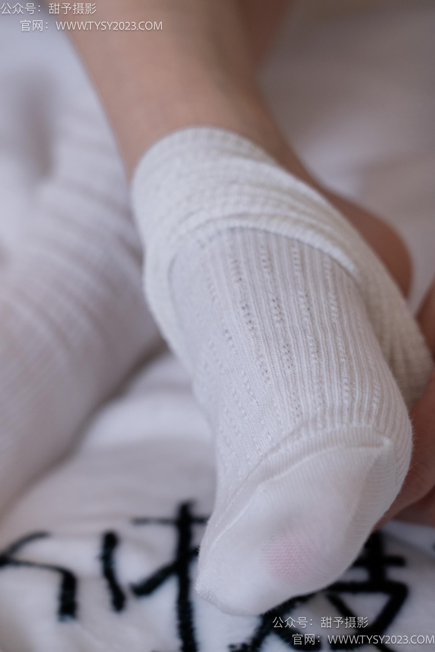 图片[96]-甜予摄影 NO.049 小粥-板鞋、白棉袜、裸足[135P] – 速更版-美库