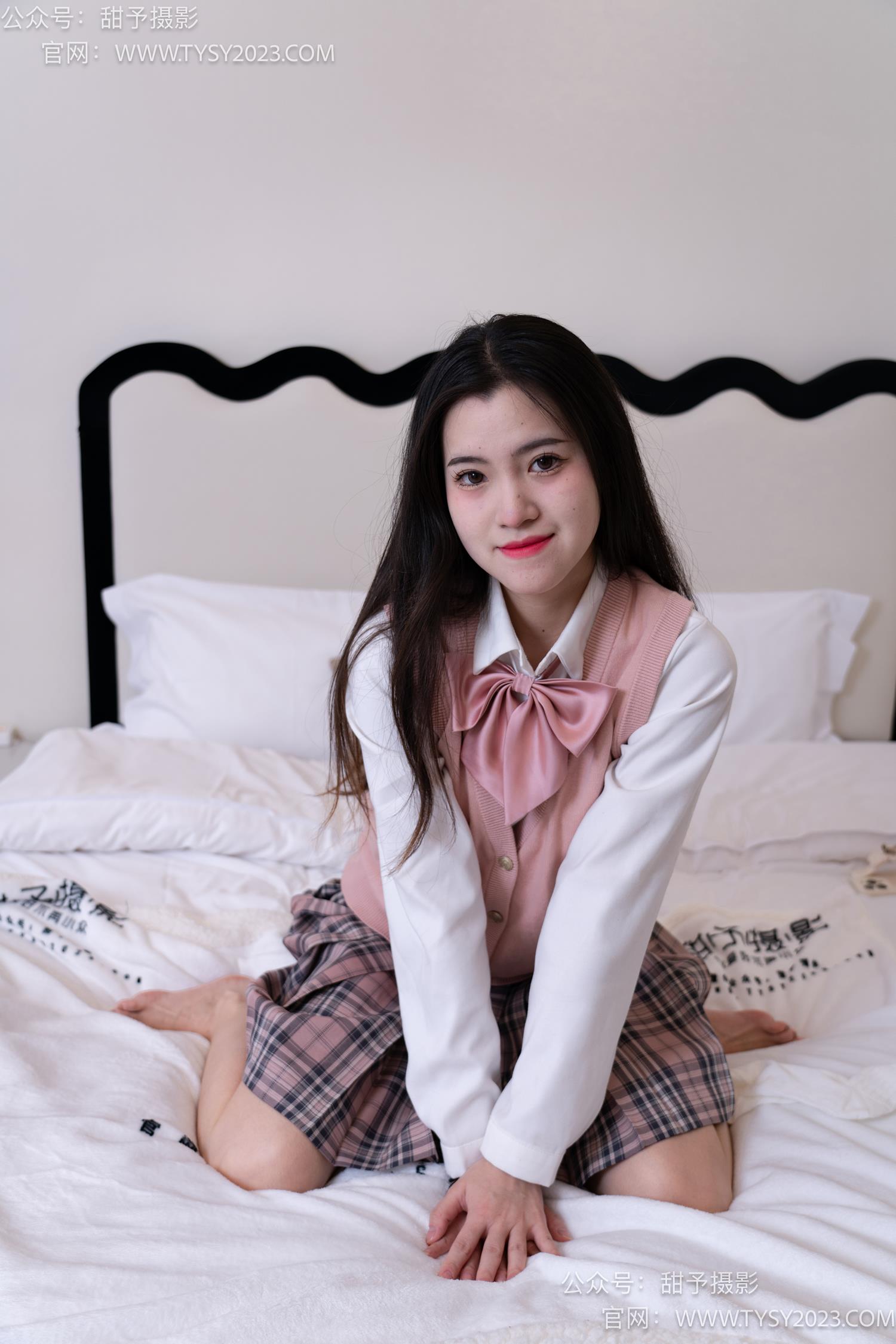 图片[113]-甜予摄影 NO.049 小粥-板鞋、白棉袜、裸足[135P] – 速更版-美库