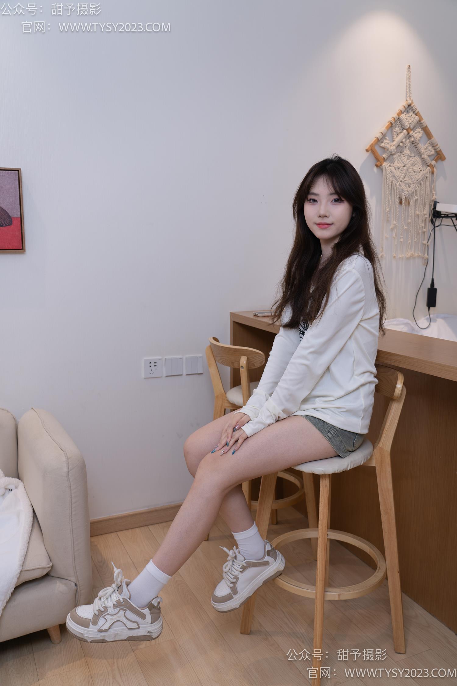 图片[26]-甜予摄影 NO.050 璇璇-板鞋、白棉袜、裸足、泡脚剪指甲剧情[178P] – 速更版-美库