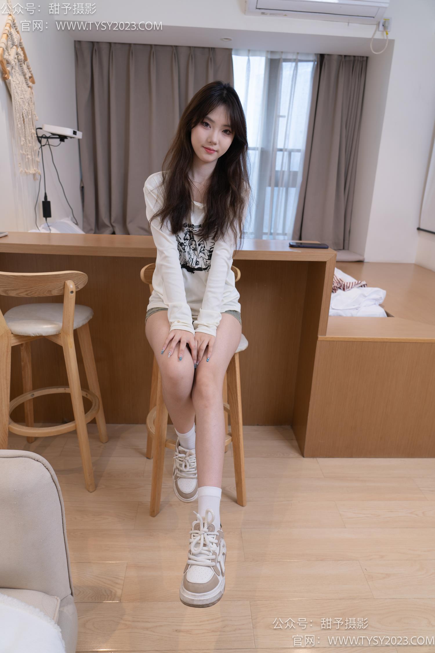 图片[28]-甜予摄影 NO.050 璇璇-板鞋、白棉袜、裸足、泡脚剪指甲剧情[178P] – 速更版-美库