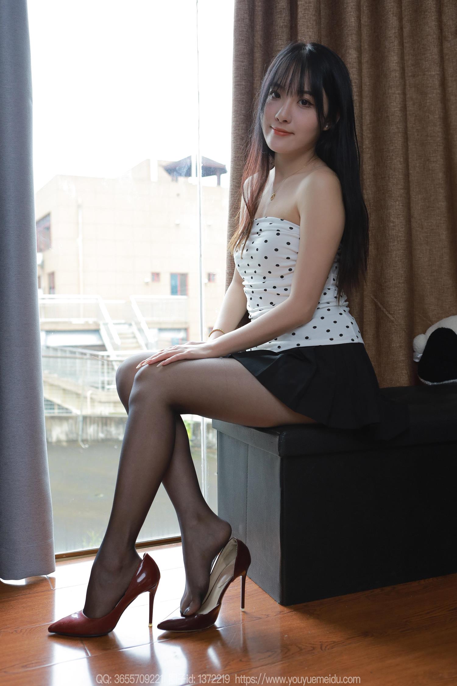 图片[33]-[IESS异思趣向] 2024.07.16 丝享家1795：婉萍《波点短裙》[87P] – 速更版-美库