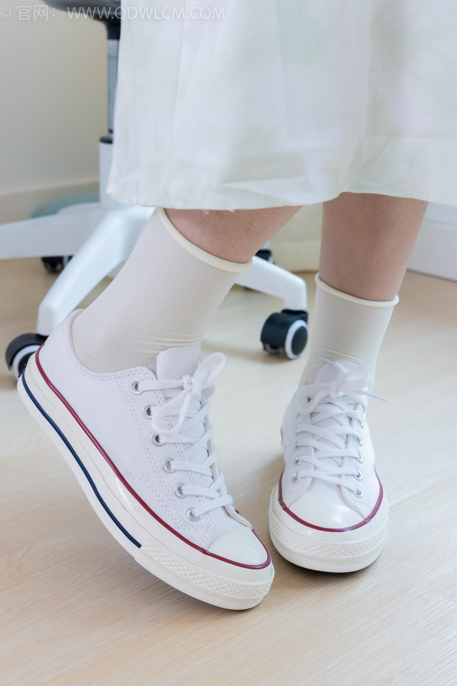 图片[35]-物恋传媒 NO.2031 小优-新人驾到[150P] – 速更版-美库