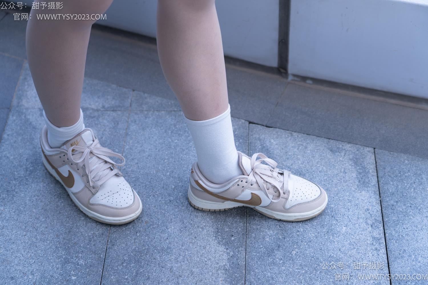 图片[14]-甜予摄影 NO.052 思思-板鞋、白棉袜、肉丝[128P] – 速更版-美库