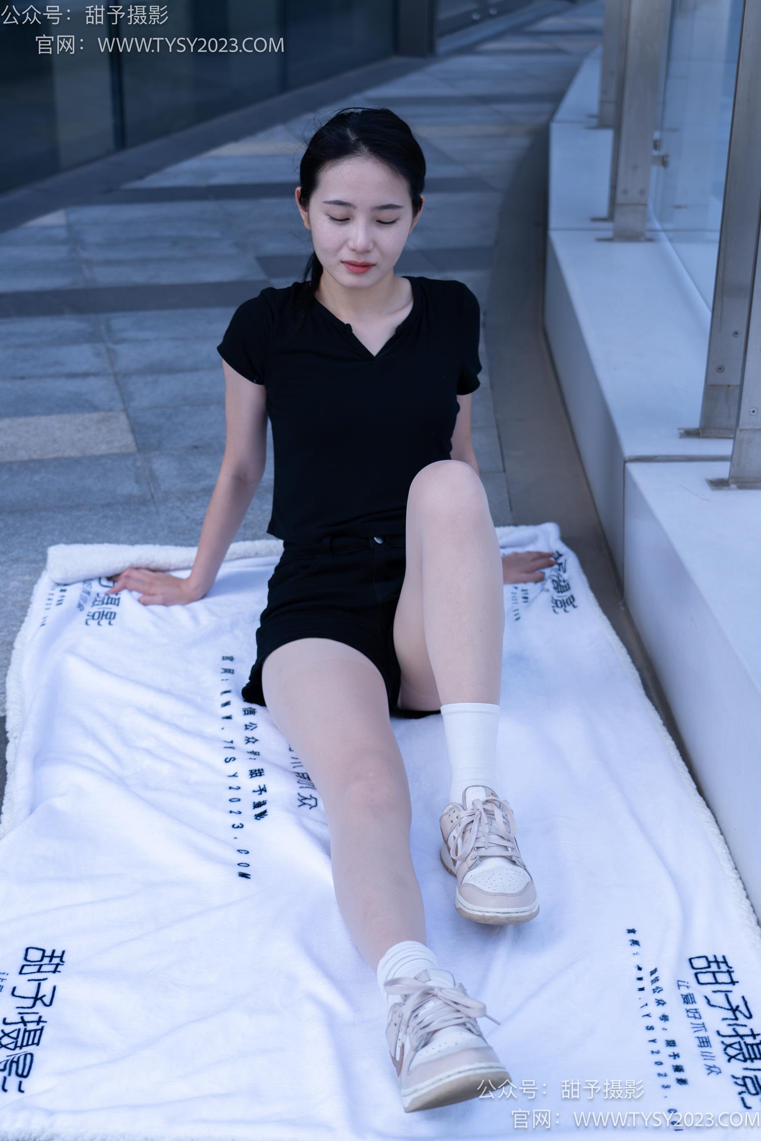 图片[34]-甜予摄影 NO.052 思思-板鞋、白棉袜、肉丝[128P] – 速更版-美库