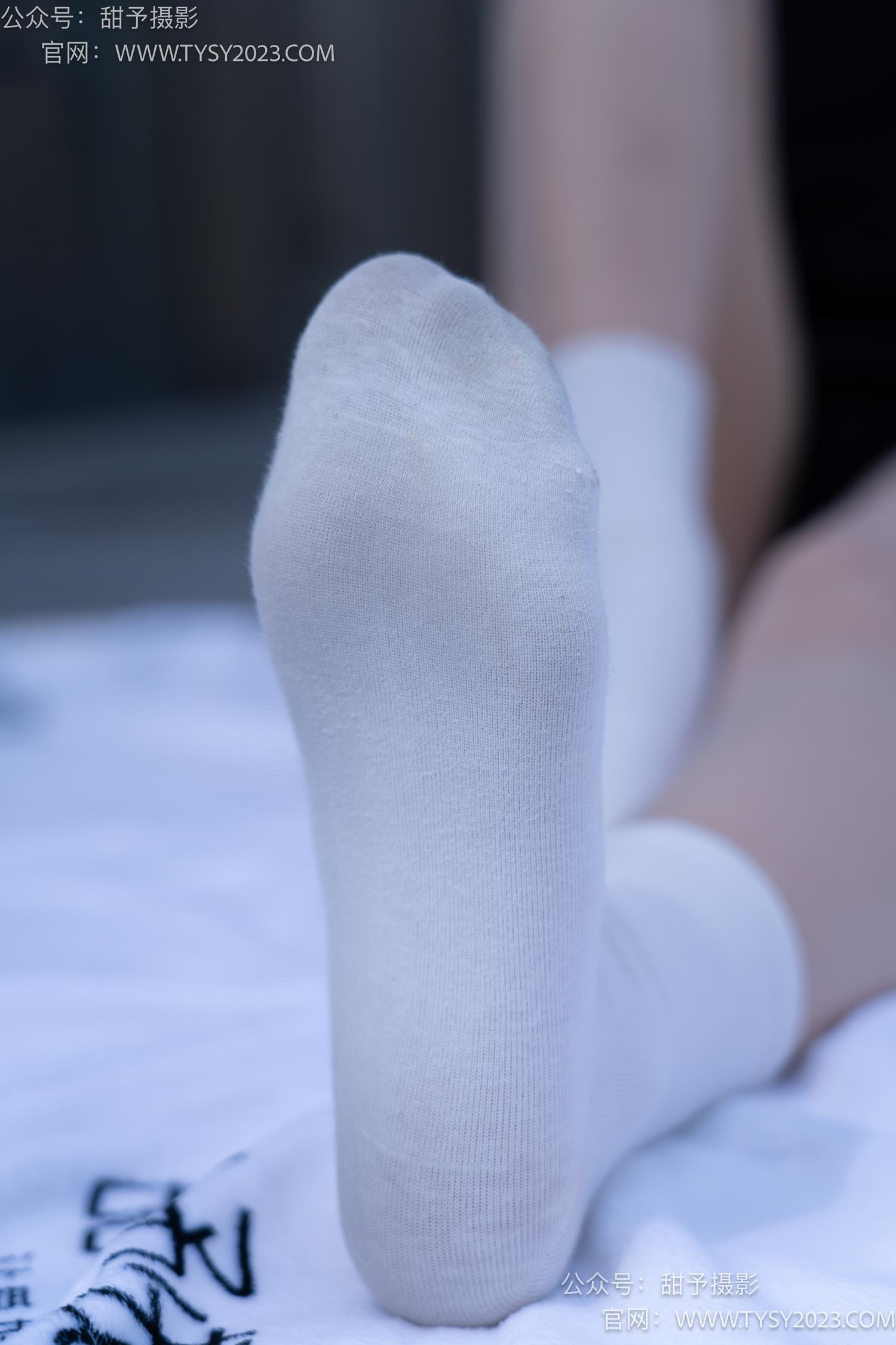 图片[53]-甜予摄影 NO.052 思思-板鞋、白棉袜、肉丝[128P] – 速更版-美库