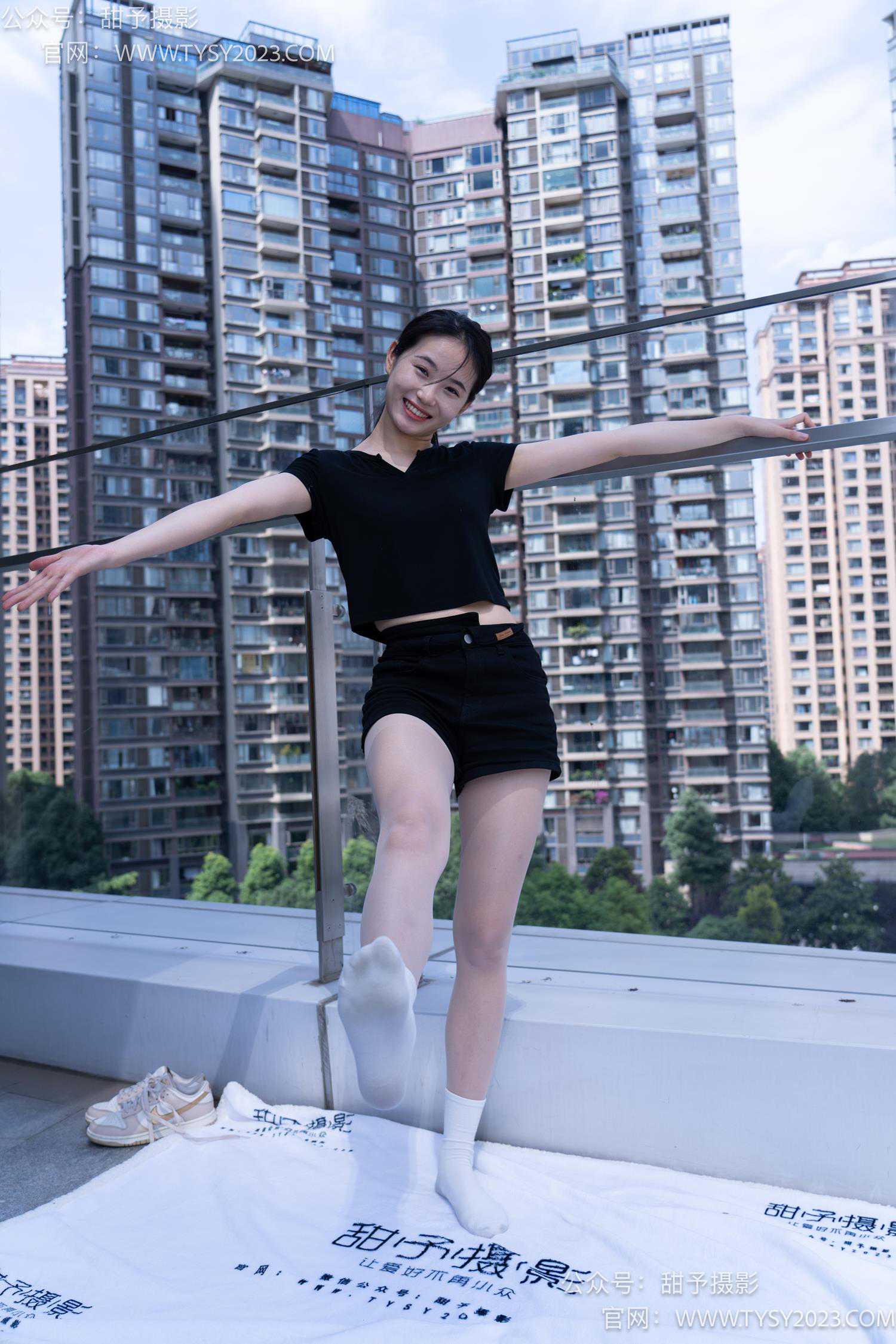 图片[73]-甜予摄影 NO.052 思思-板鞋、白棉袜、肉丝[128P] – 速更版-美库