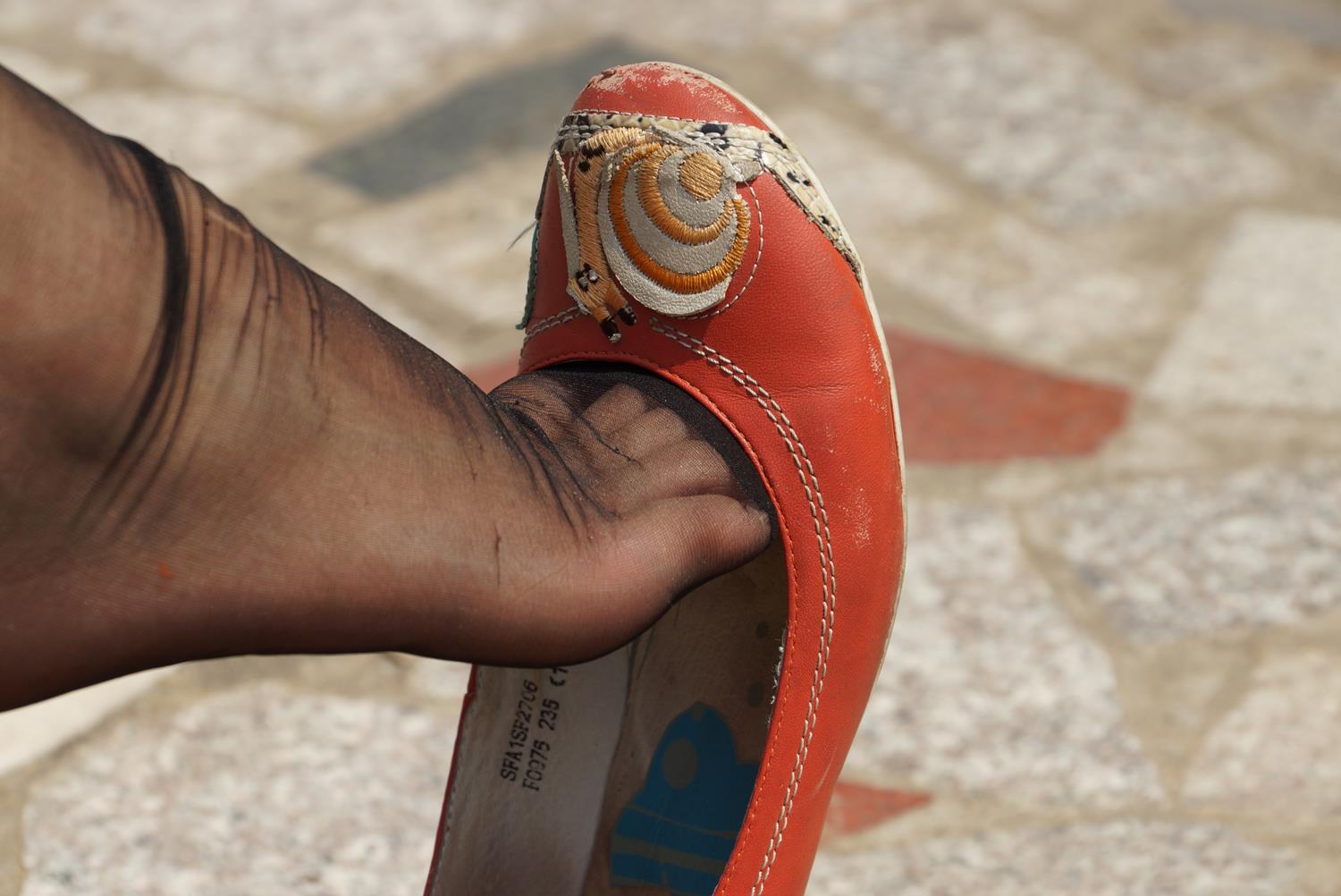 图片[31]-自由摄影 No.294 时尚MM经典嘿丝挑鞋 [44P] – 速更版-美库