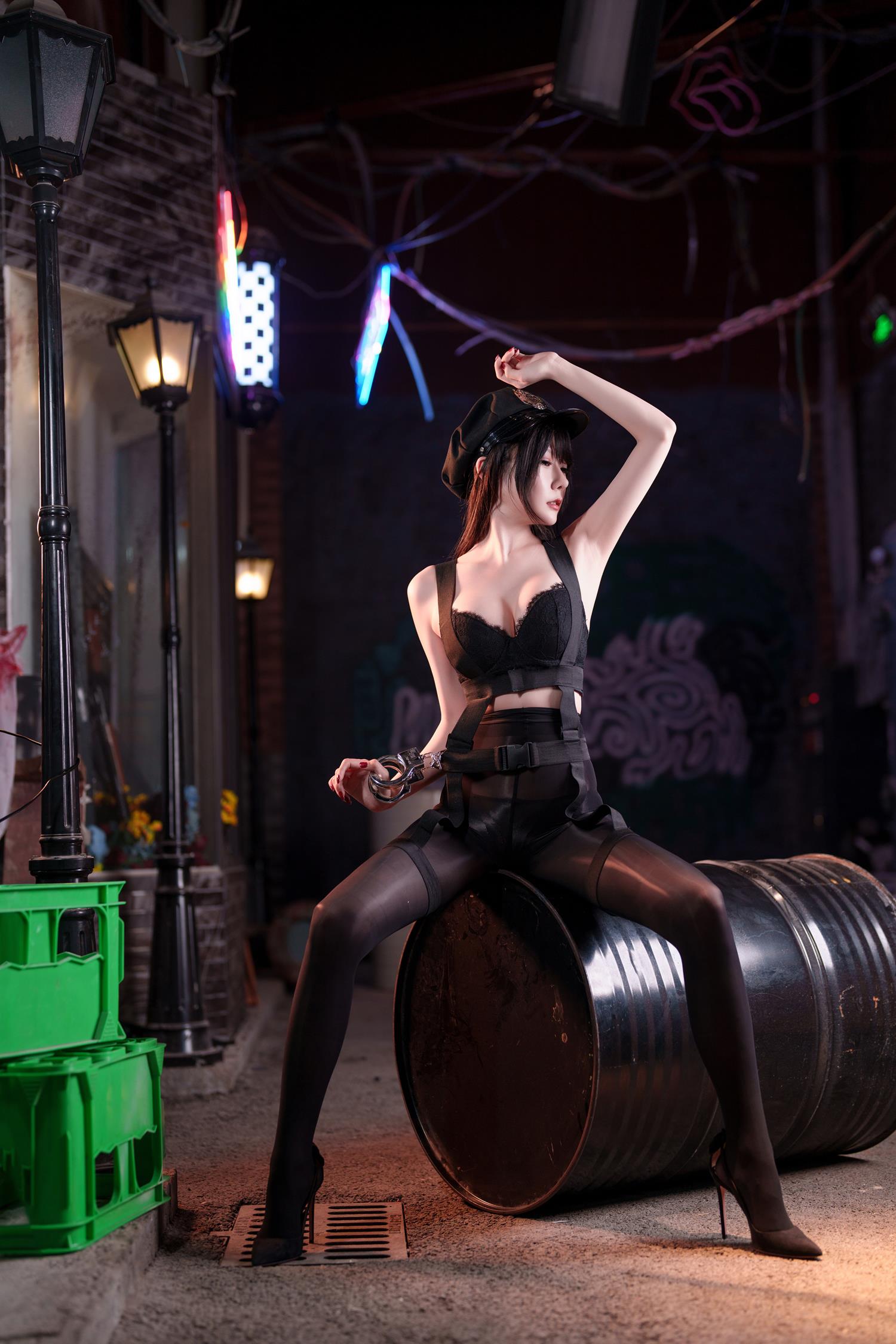 图片[30]-香草喵露露 – 十一月舰长 女警[37P] – 速更版-美库