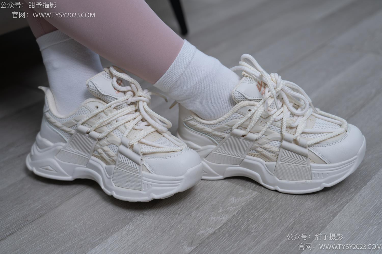 图片[46]-甜予摄影 NO.053 璇璇-瑜伽裤、运动鞋、白棉袜、裸足[149P] – 速更版-美库
