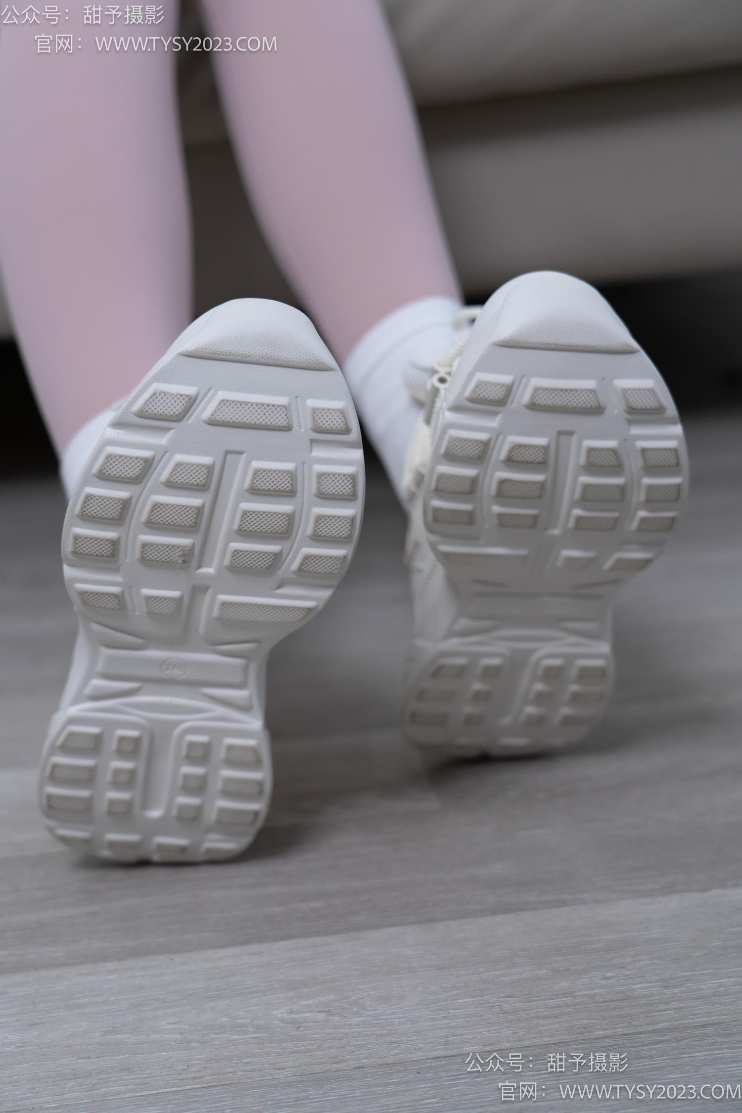 图片[49]-甜予摄影 NO.053 璇璇-瑜伽裤、运动鞋、白棉袜、裸足[149P] – 速更版-美库
