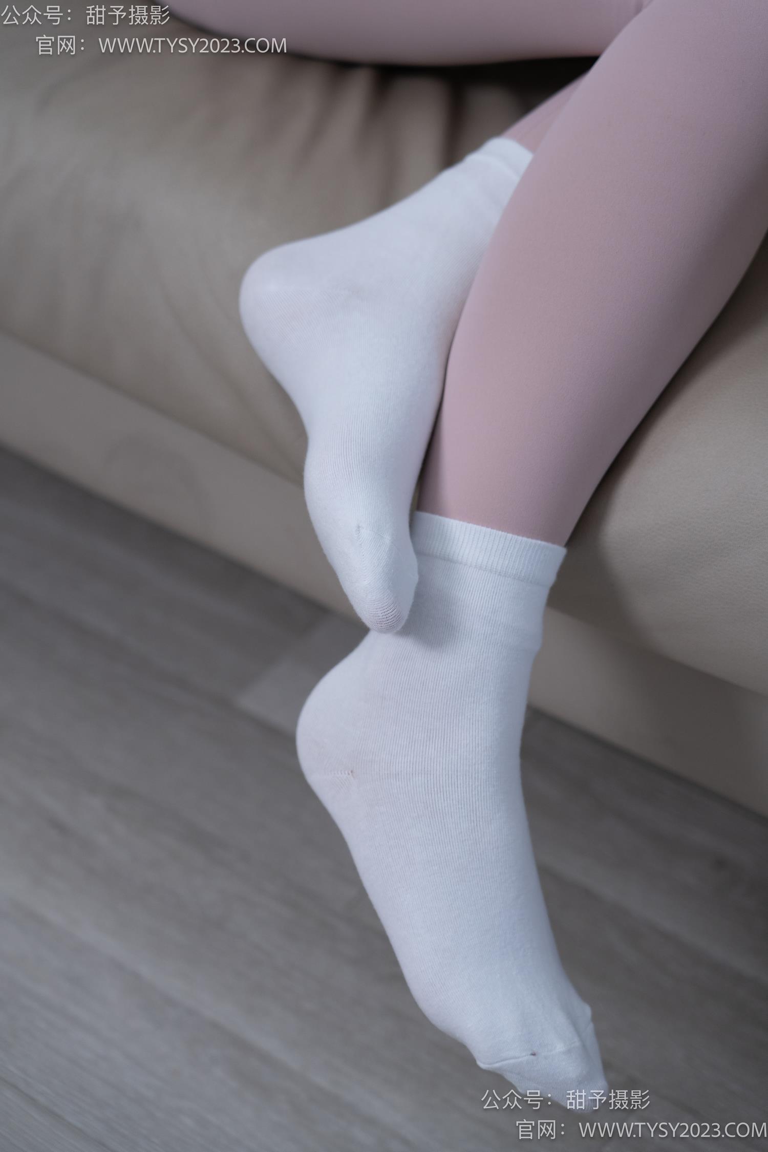 图片[62]-甜予摄影 NO.053 璇璇-瑜伽裤、运动鞋、白棉袜、裸足[149P] – 速更版-美库