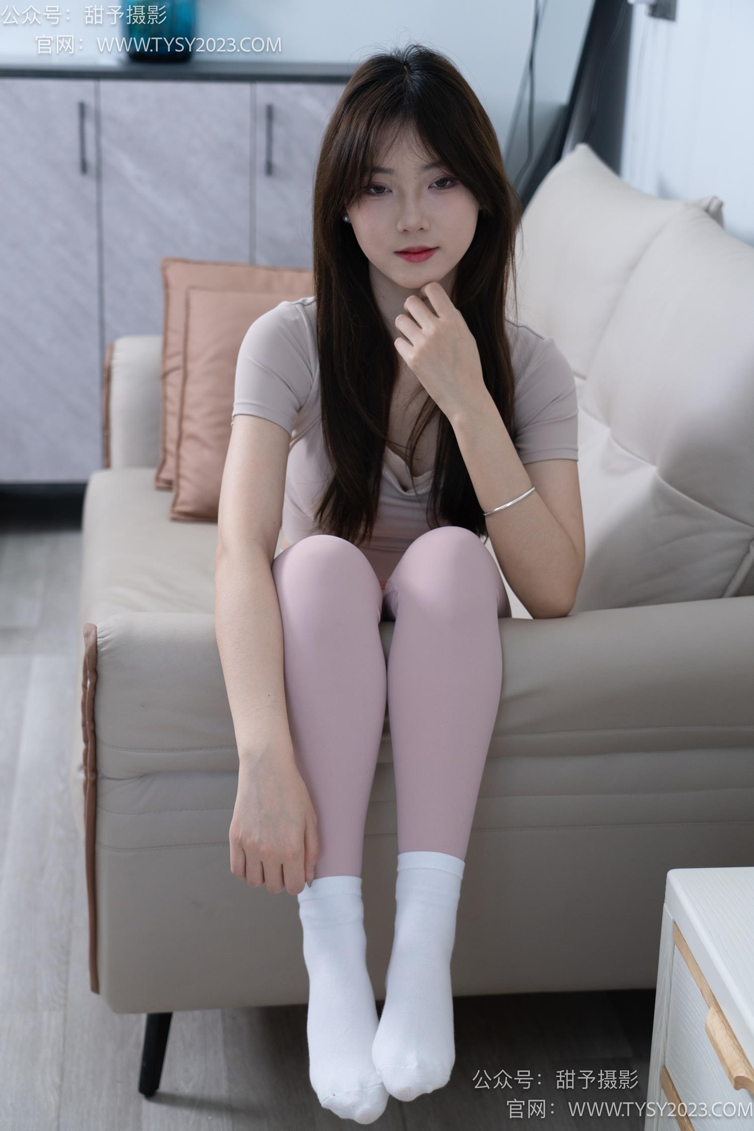 图片[65]-甜予摄影 NO.053 璇璇-瑜伽裤、运动鞋、白棉袜、裸足[149P] – 速更版-美库