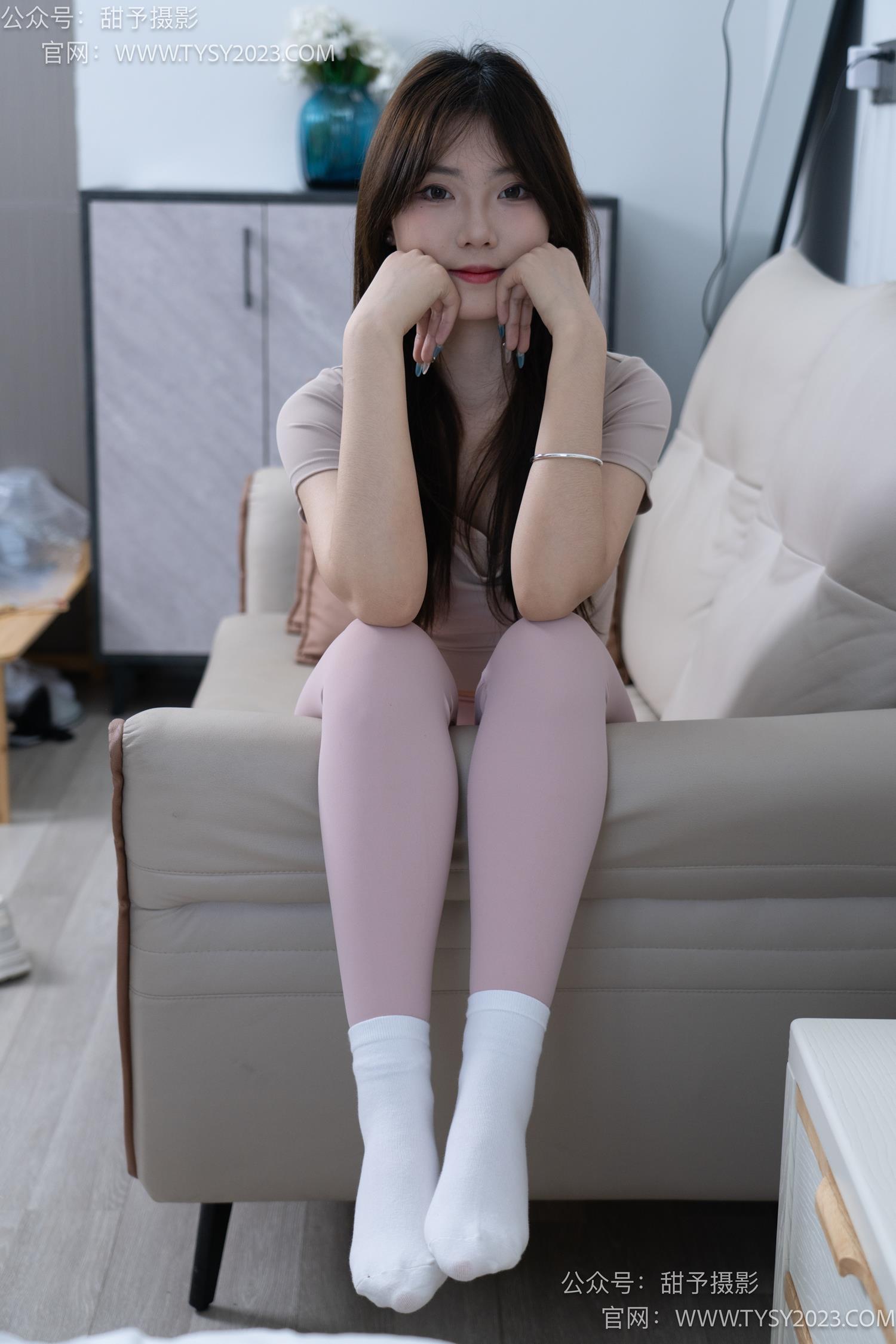 图片[67]-甜予摄影 NO.053 璇璇-瑜伽裤、运动鞋、白棉袜、裸足[149P] – 速更版-美库