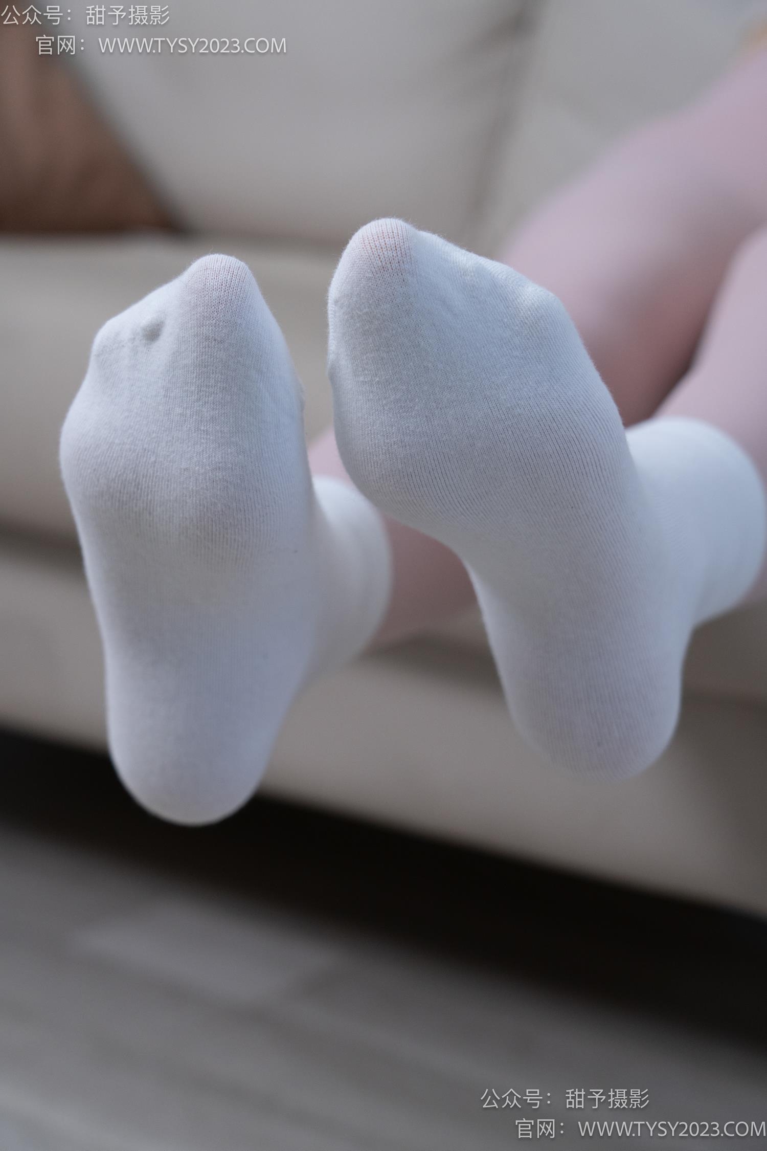 图片[90]-甜予摄影 NO.053 璇璇-瑜伽裤、运动鞋、白棉袜、裸足[149P] – 速更版-美库