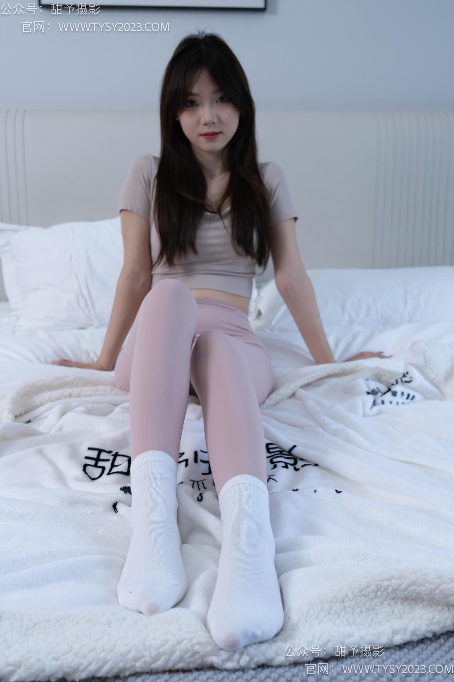 图片[96]-甜予摄影 NO.053 璇璇-瑜伽裤、运动鞋、白棉袜、裸足[149P] – 速更版-美库