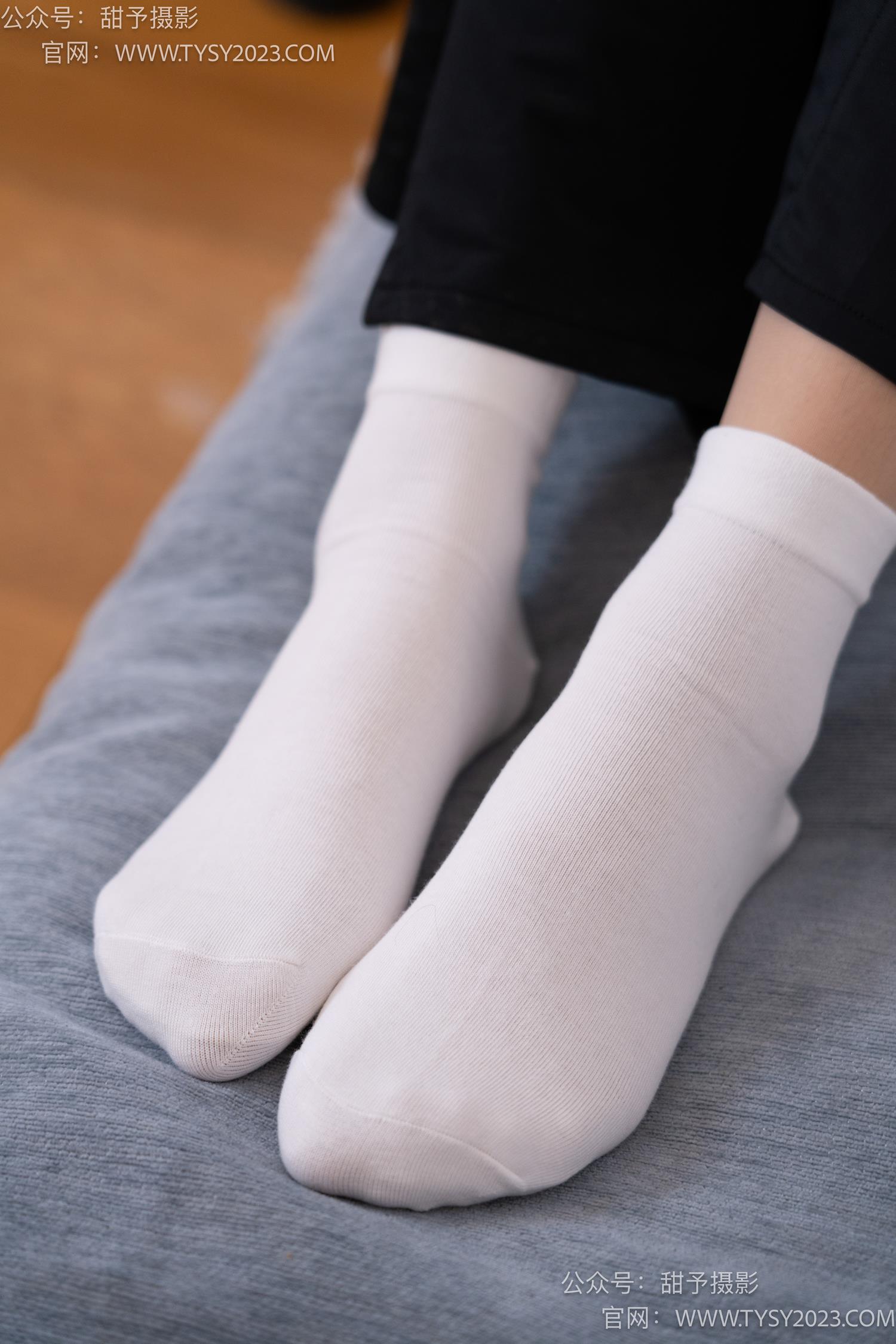图片[28]-甜予摄影 NO.054 雪梨-皮鞋、白棉袜、肉丝[130P] – 速更版-美库