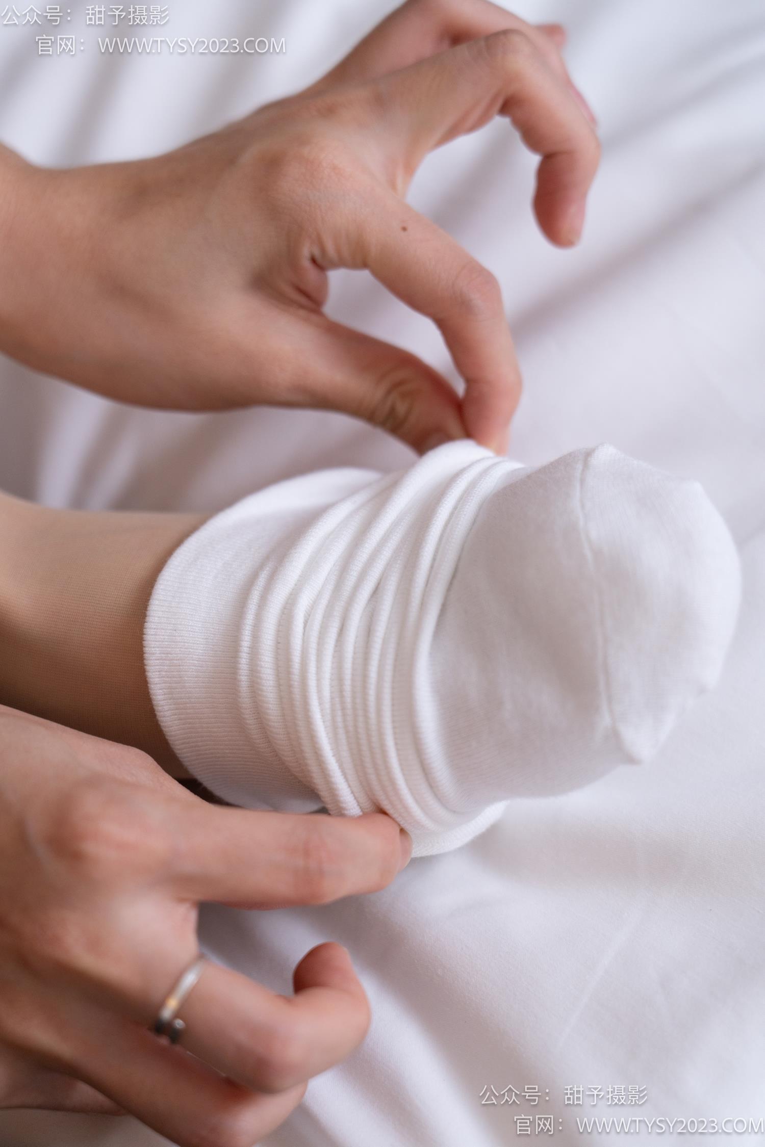 图片[70]-甜予摄影 NO.054 雪梨-皮鞋、白棉袜、肉丝[130P] – 速更版-美库