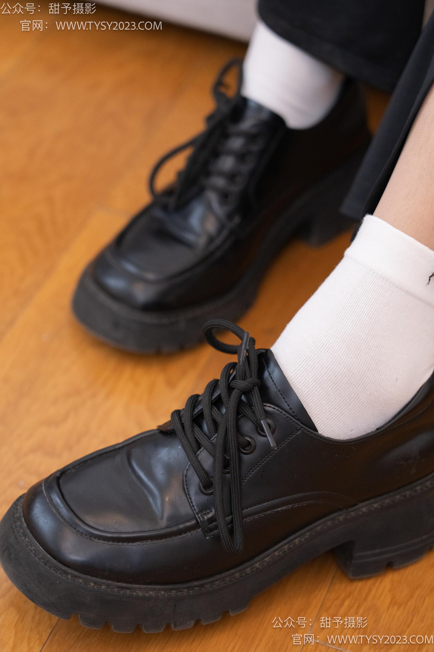 图片[110]-甜予摄影 NO.054 雪梨-皮鞋、白棉袜、肉丝[130P] – 速更版-美库