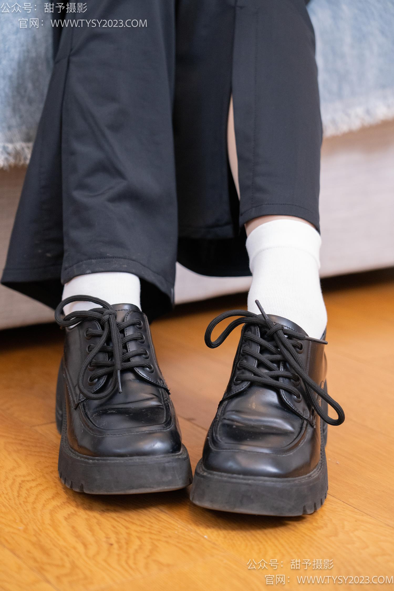 图片[113]-甜予摄影 NO.054 雪梨-皮鞋、白棉袜、肉丝[130P] – 速更版-美库
