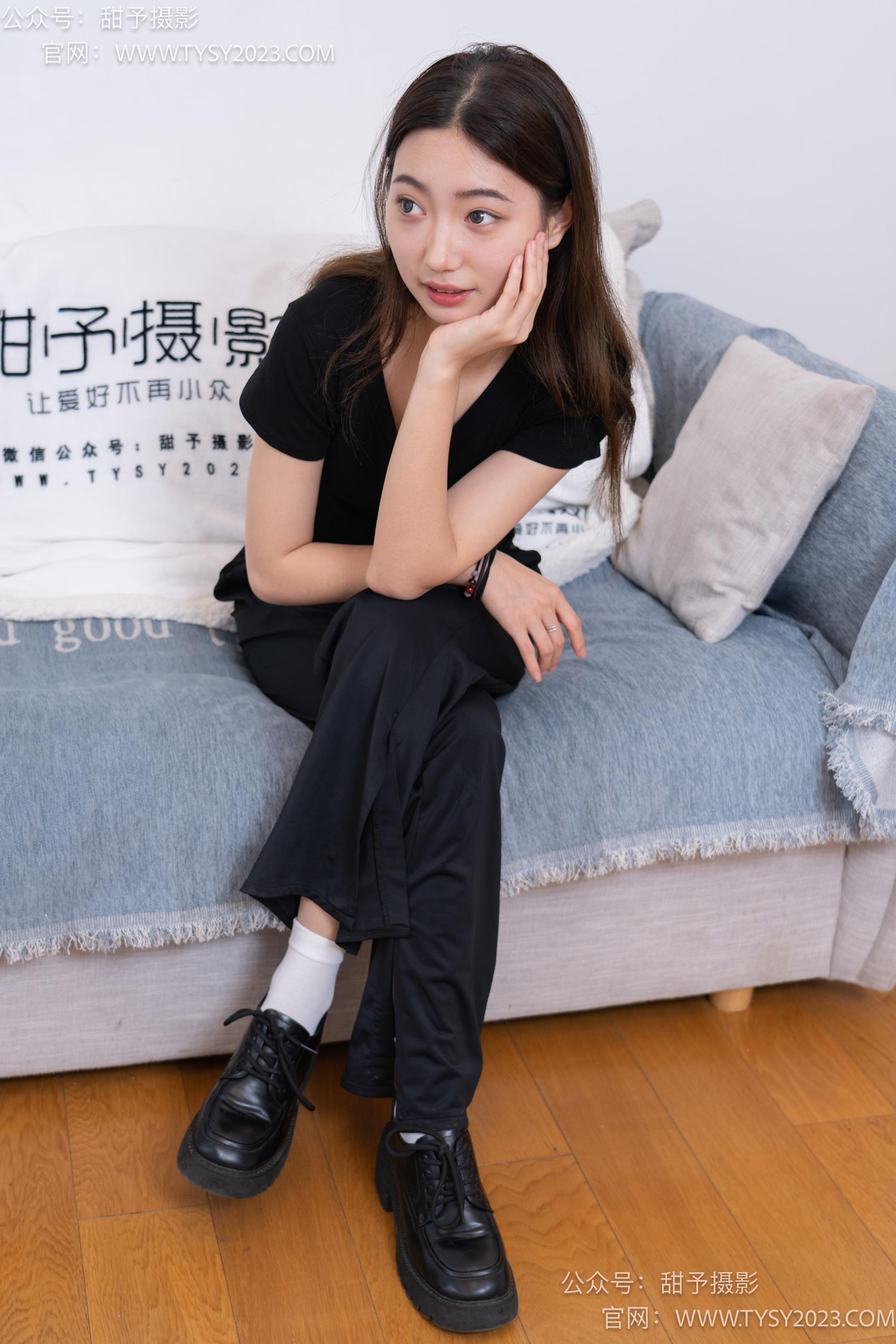 图片[123]-甜予摄影 NO.054 雪梨-皮鞋、白棉袜、肉丝[130P] – 速更版-美库