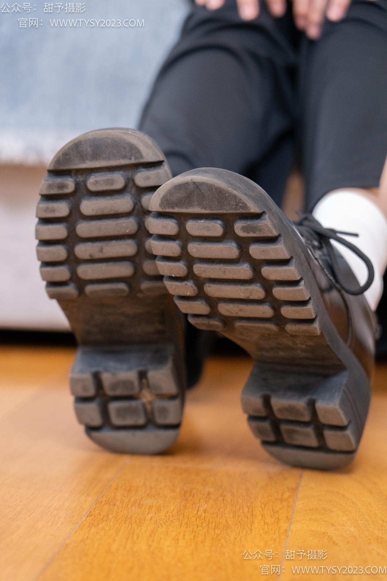 图片[126]-甜予摄影 NO.054 雪梨-皮鞋、白棉袜、肉丝[130P] – 速更版-美库