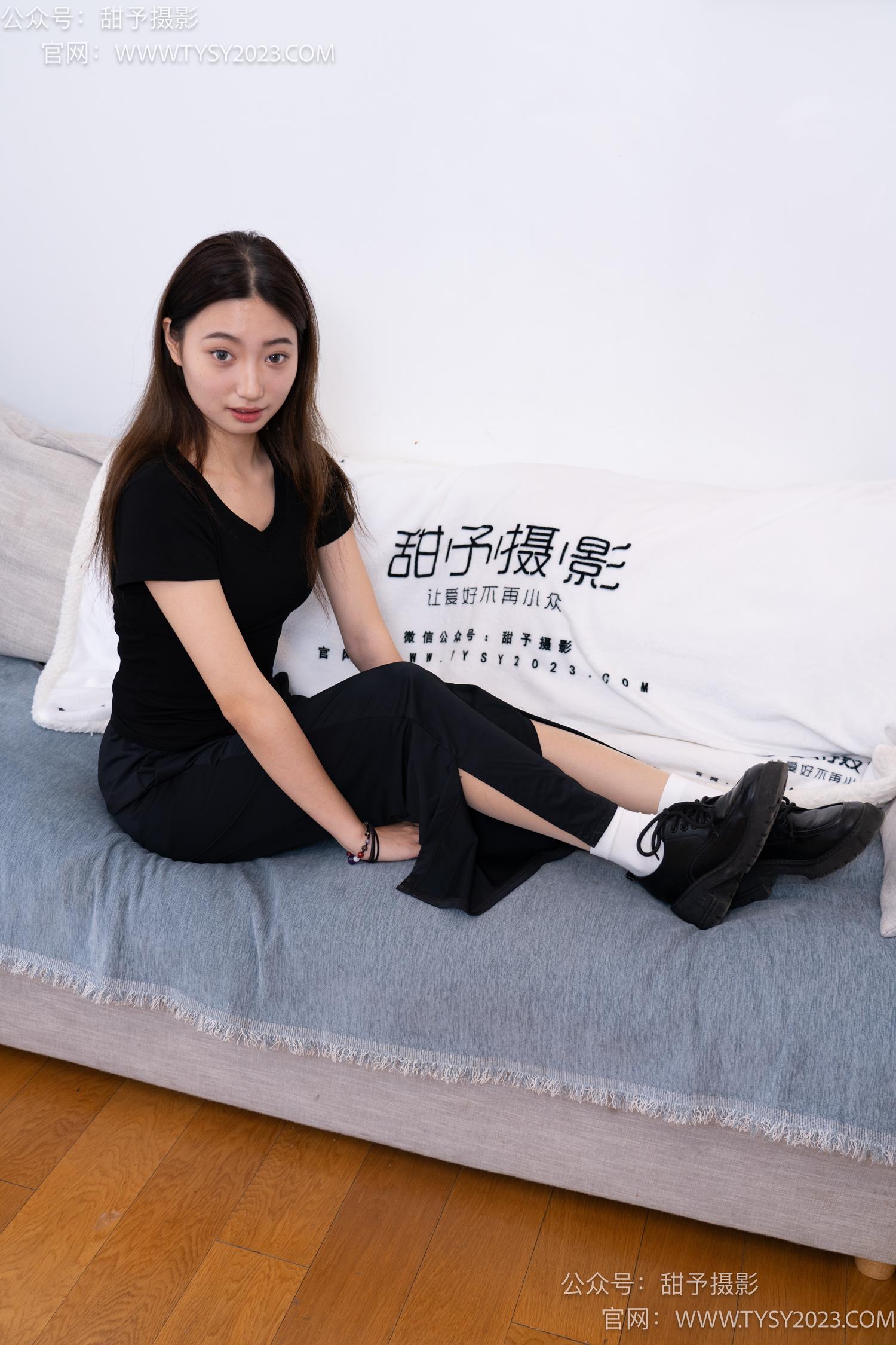 图片[131]-甜予摄影 NO.054 雪梨-皮鞋、白棉袜、肉丝[130P] – 速更版-美库